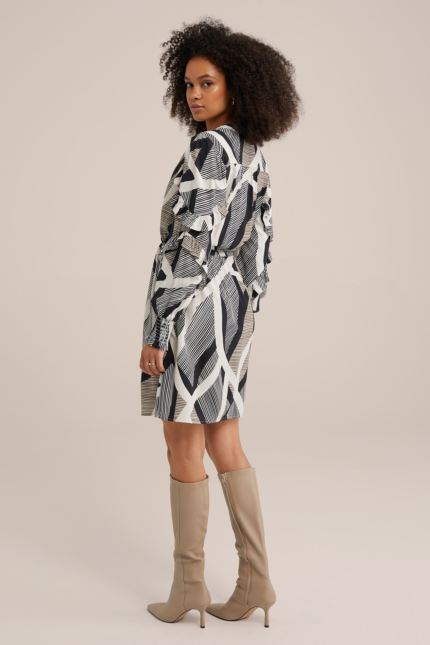 DRESS SHORT MULTI-COLOURED 3