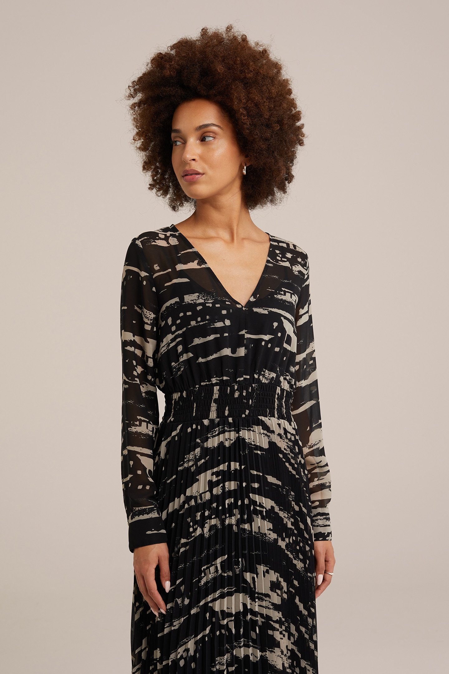 DRESS MID LENGTH BLACK 4