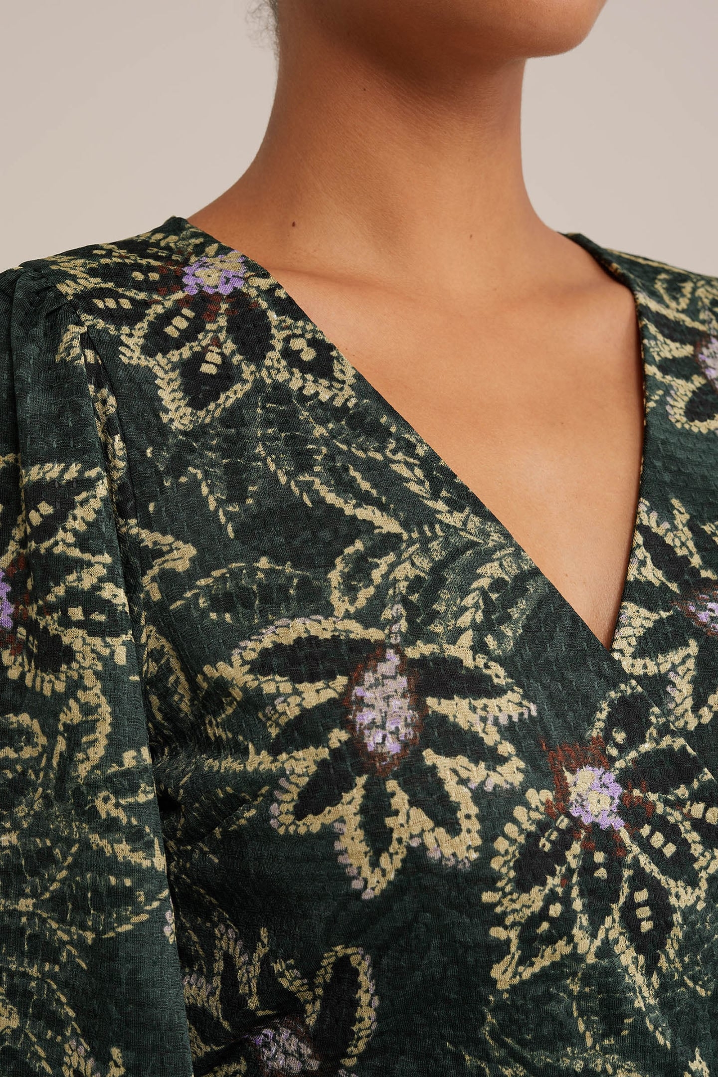 DRESS MID LENGTH GREEN 6