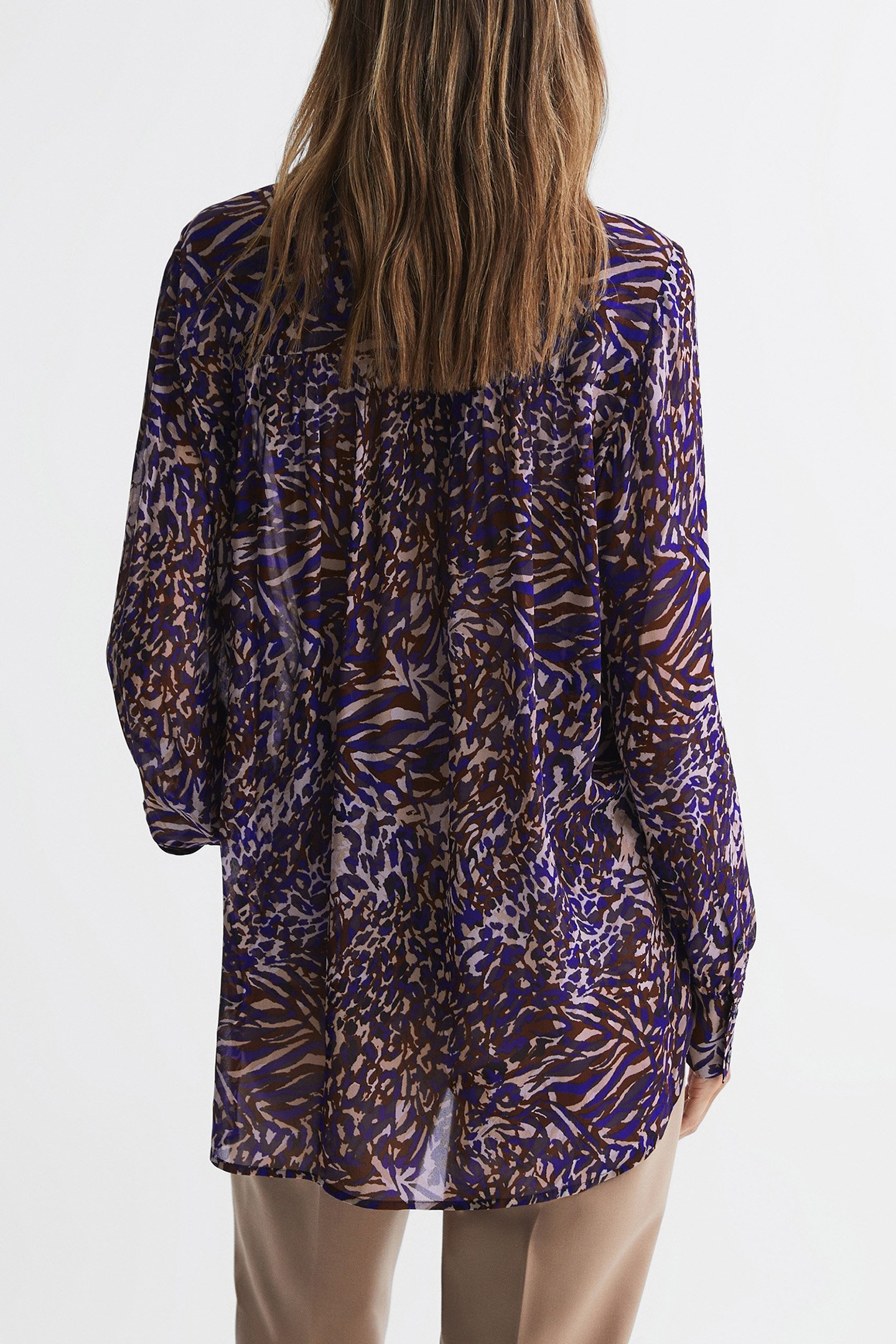 TORA-ANIMAL PRINT NECK TO BLUE 2