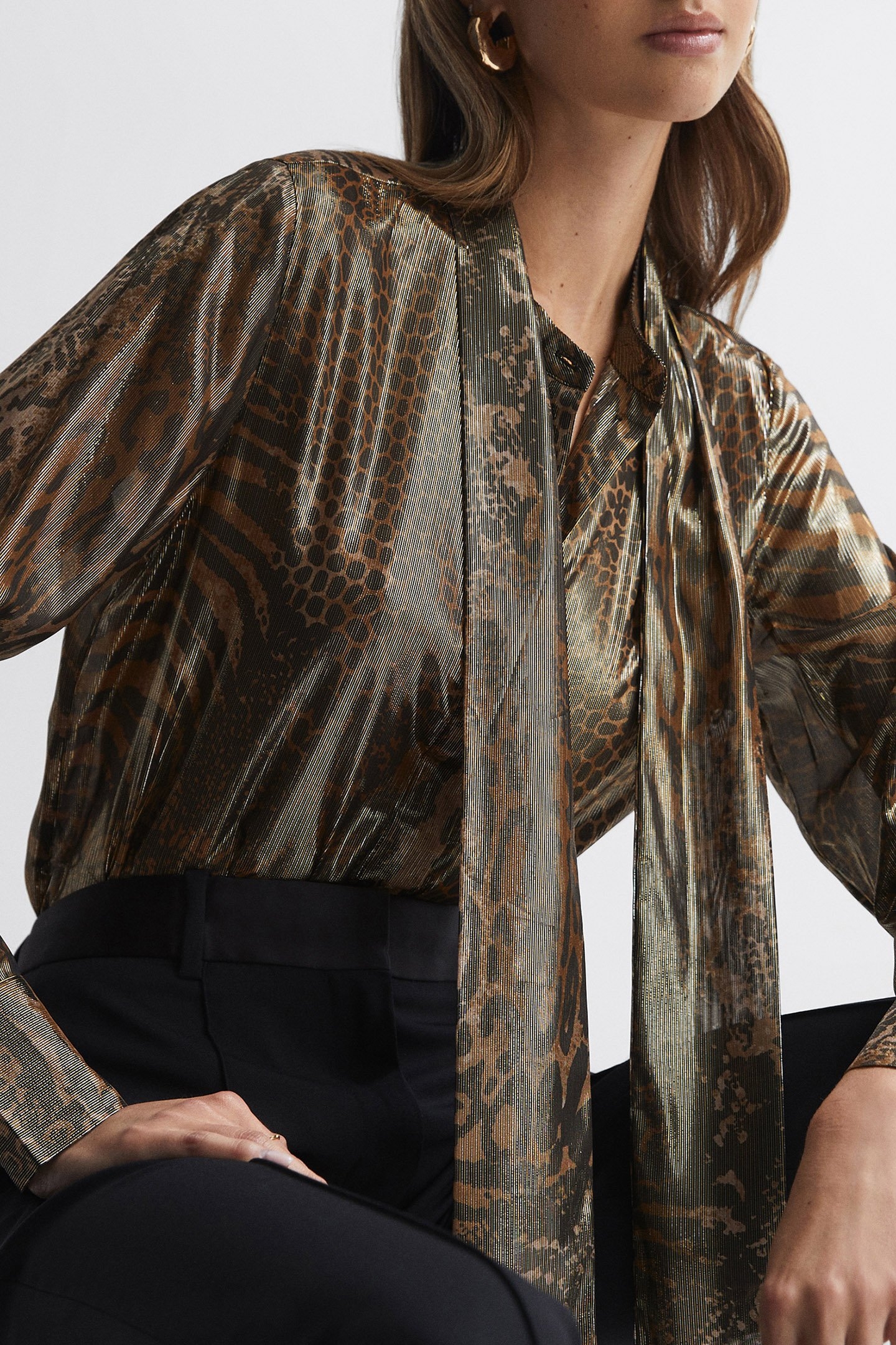 METALLIC BLOUSE GOLD 4