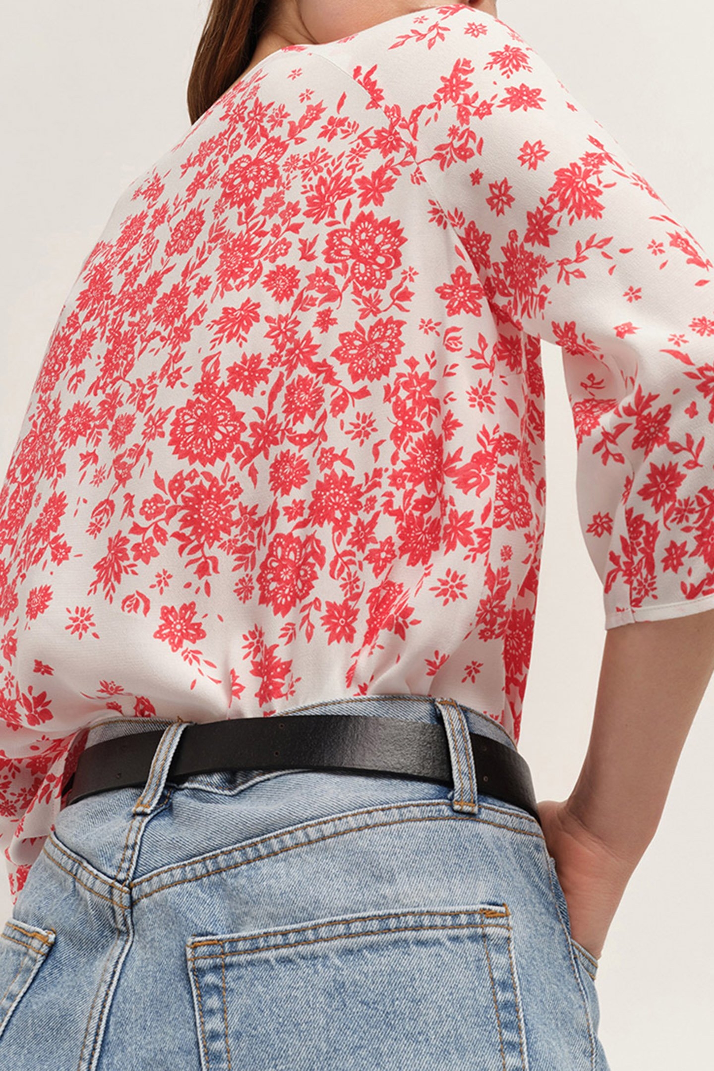 COLIN - ECOVERO™ LENZING™ BLOUSE IN ECRU WITH BOHEMIAN EARTH 5