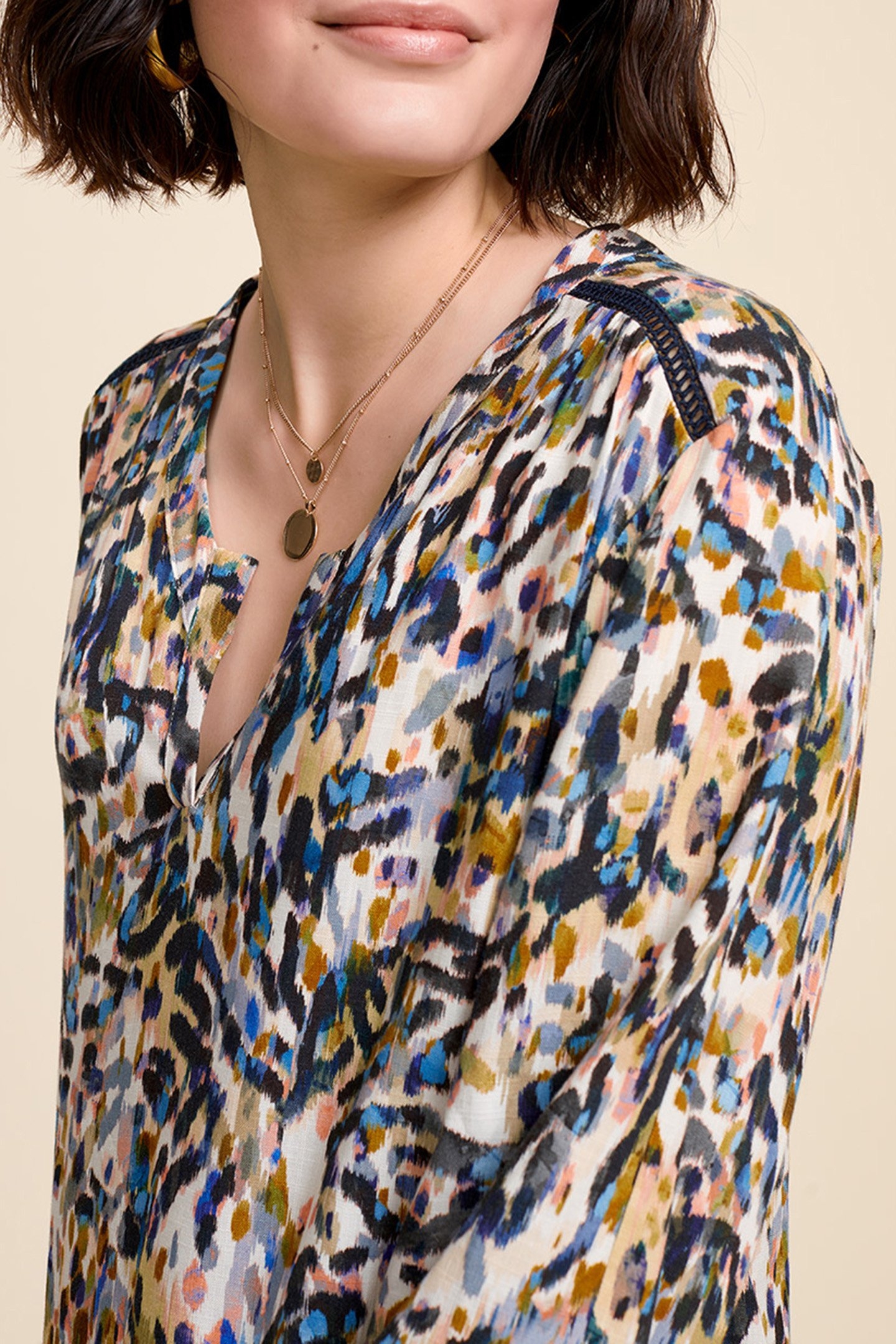 RAENI _ FAUVIST CAMO PRINT DRESS IN ECRU OFF-WHITE 4