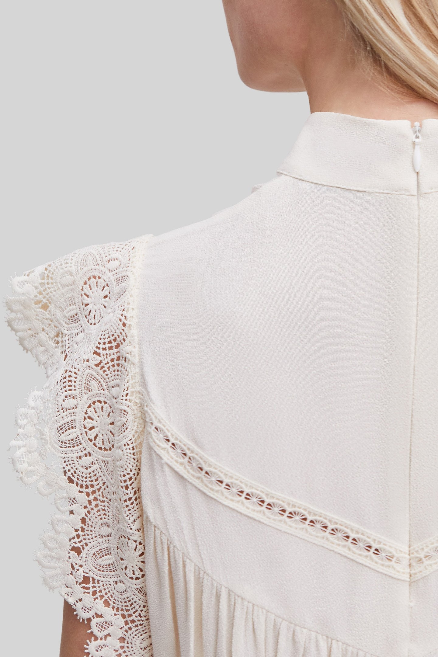 LIMESTONE LENZING™ ECOVERO™ TOP WITH GUIPURE LACE 6