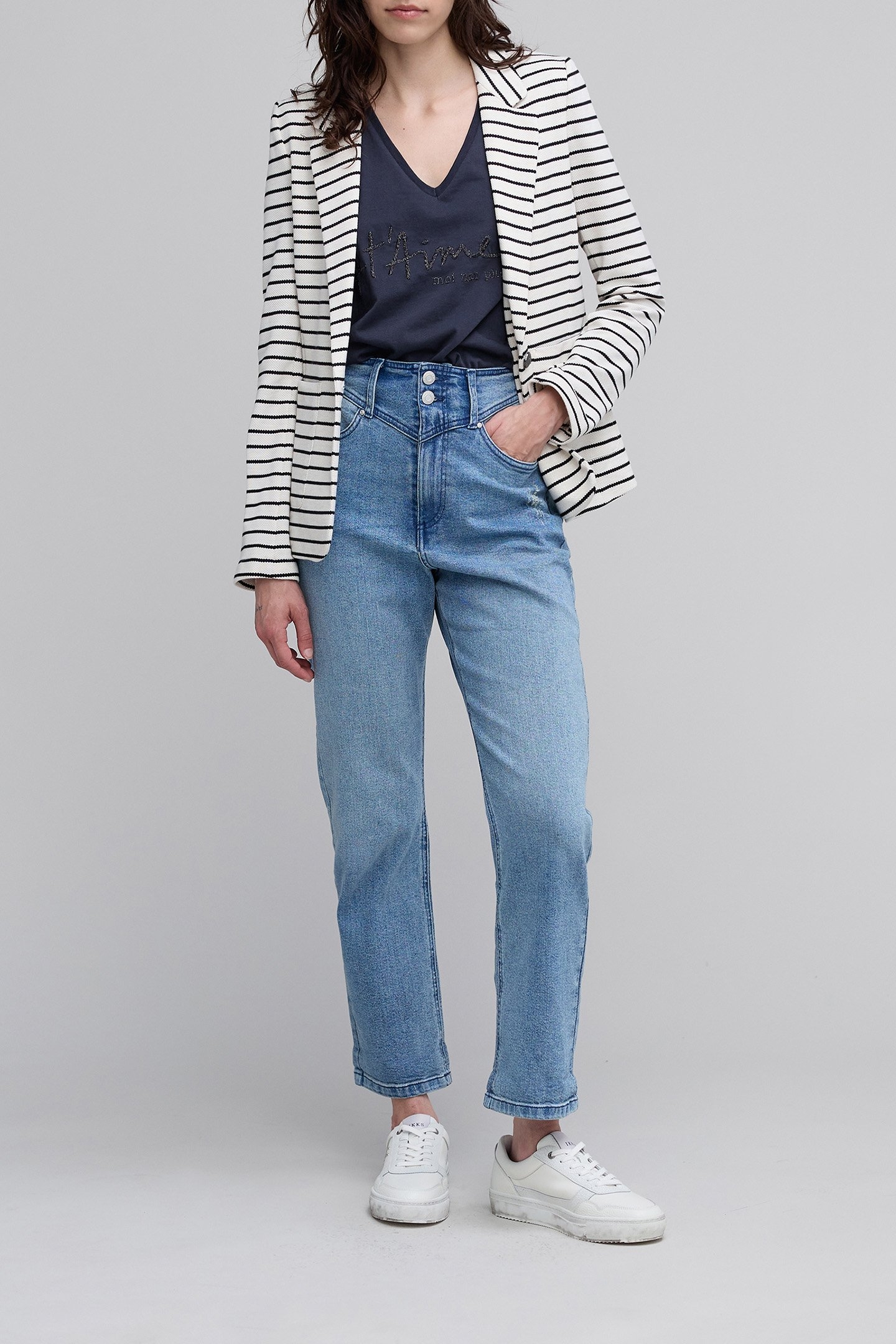 ECRU AND BLACK STRIPED SUIT JACKET 3