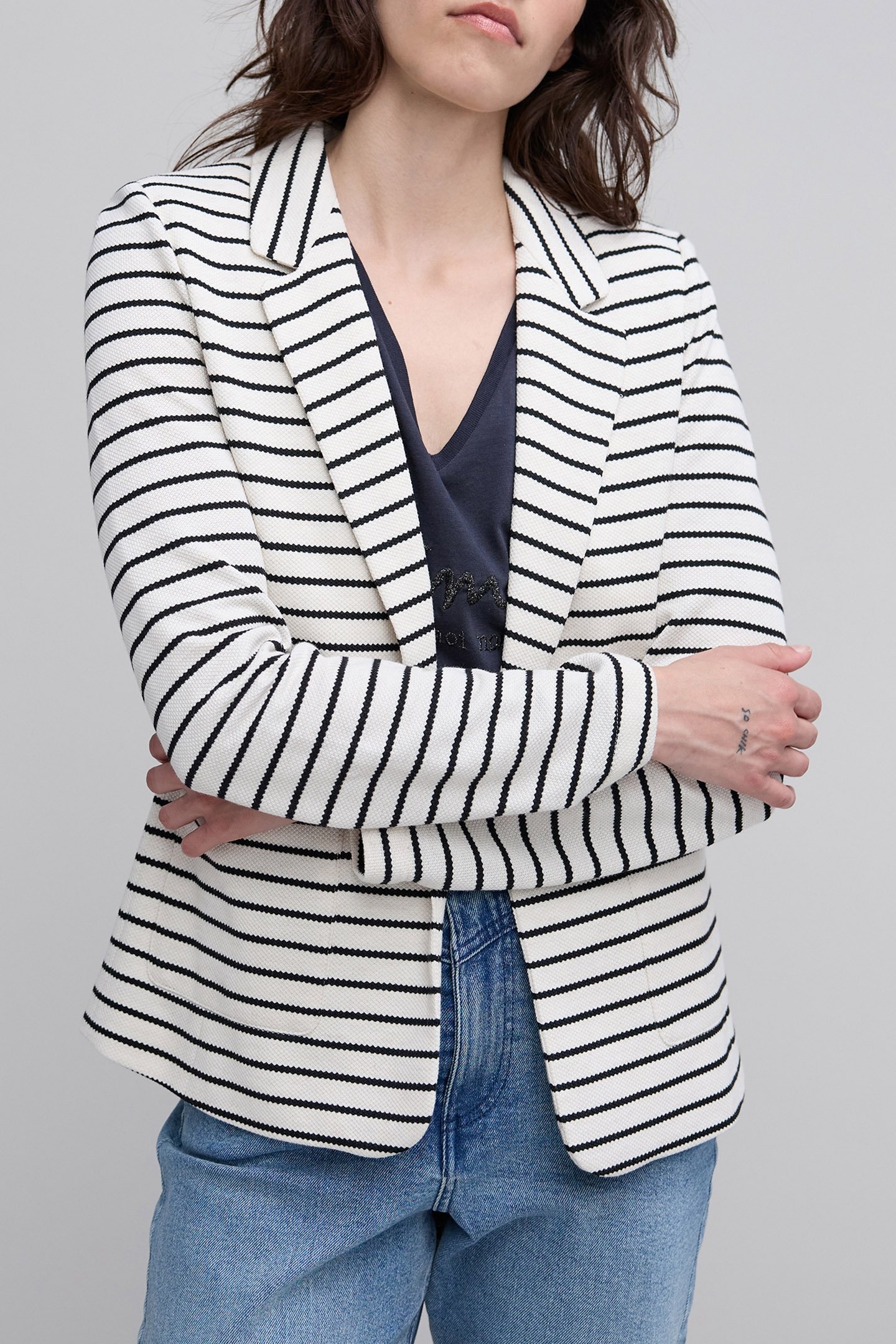 ECRU AND BLACK STRIPED SUIT JACKET 1