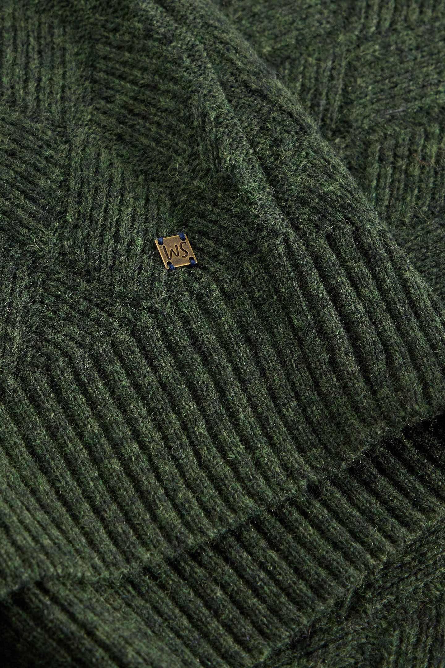 DIAMOND CREW NECK DARK GREEN 6