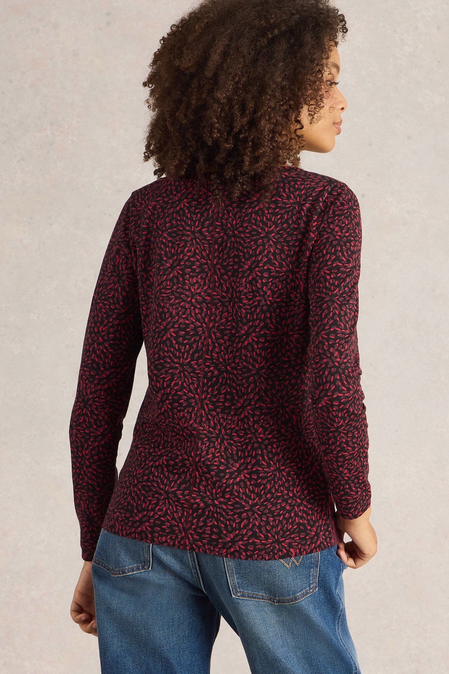 NELLY LS TEE BLACK MULTI 2