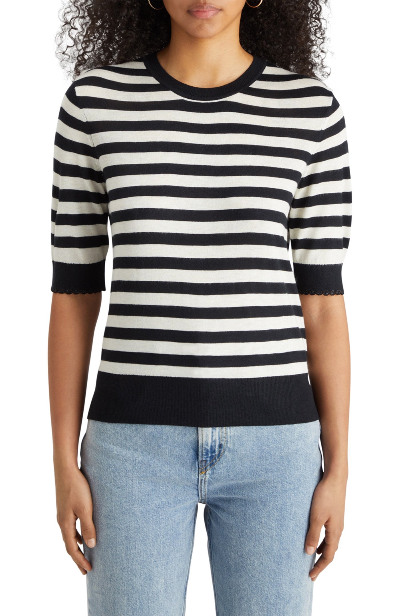 CREW NECK SHORT SLEEVED PULLOVER BLACK AND WHITE STRIPE 1