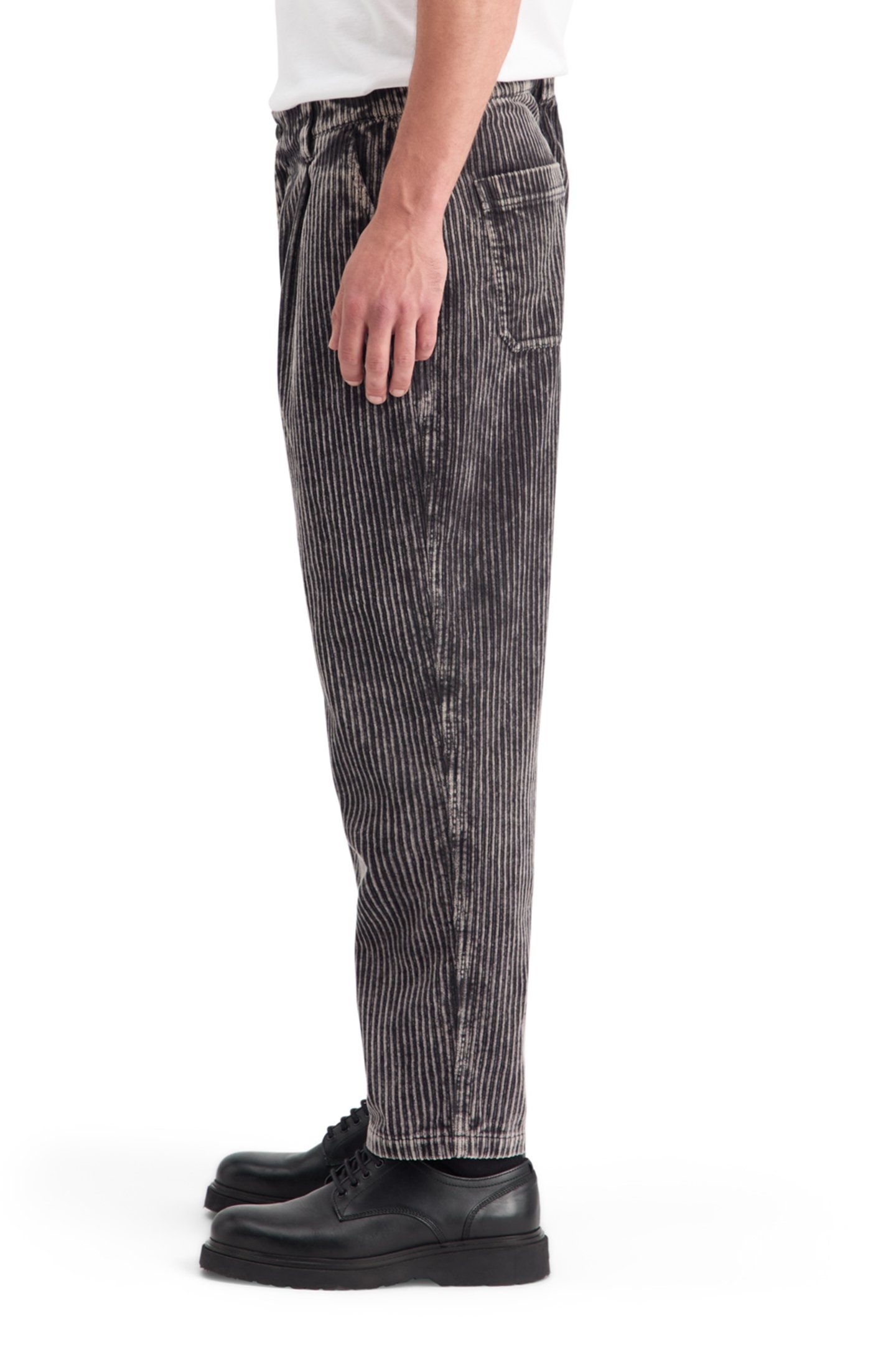 LOOSE TAPERED PLEATED WASHED CORDUROY CHINO BLACK 7
