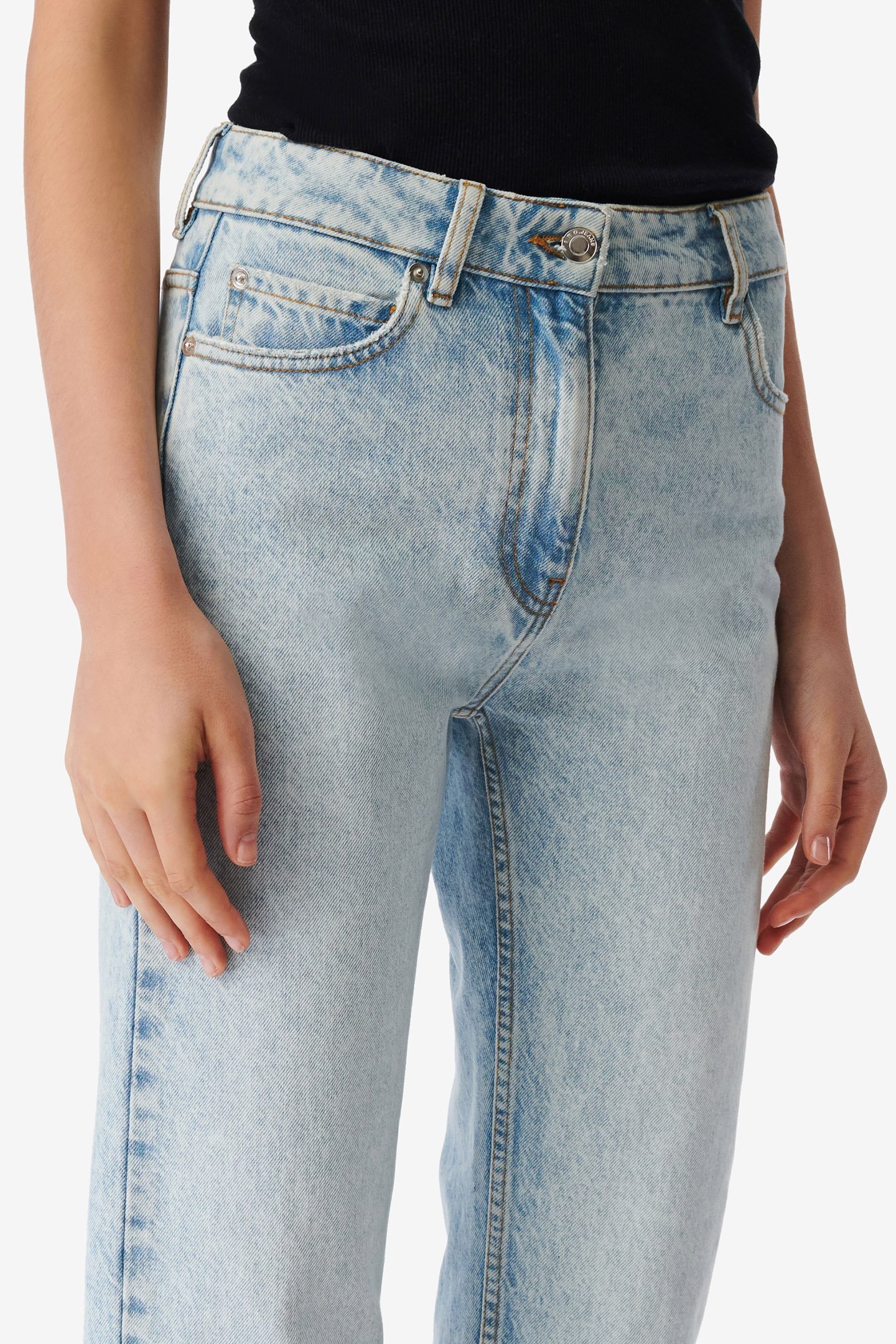 BRIOLLAY LIGHT DENIM 4