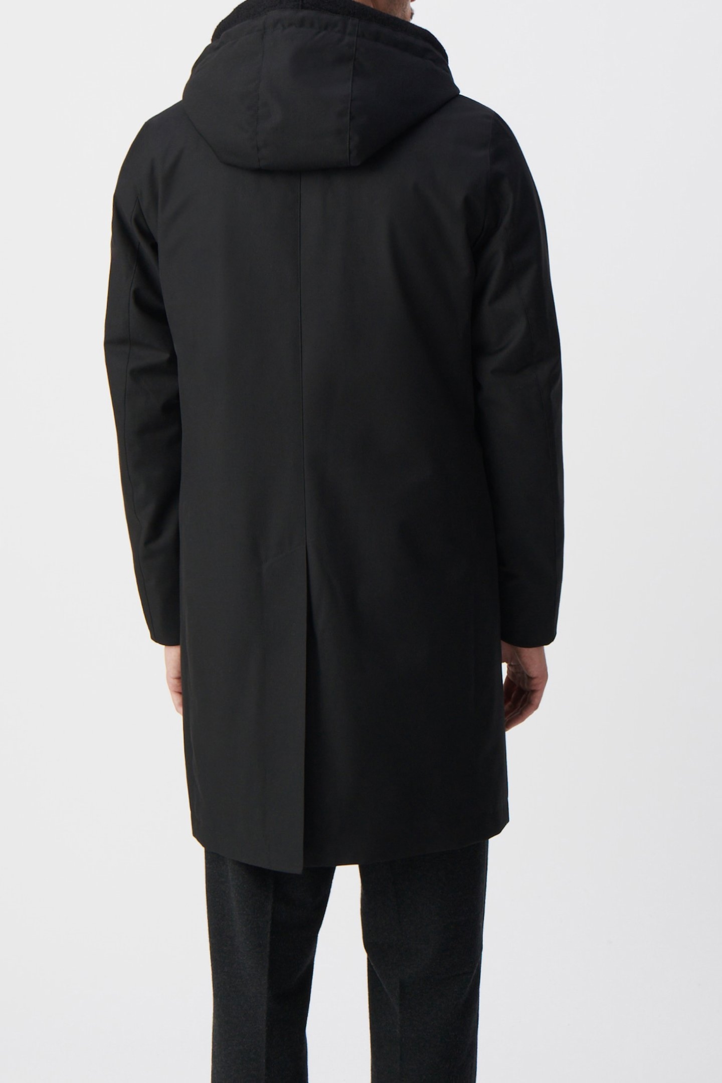 BLACK PARKA WITH REMOVABLE PIPING 2