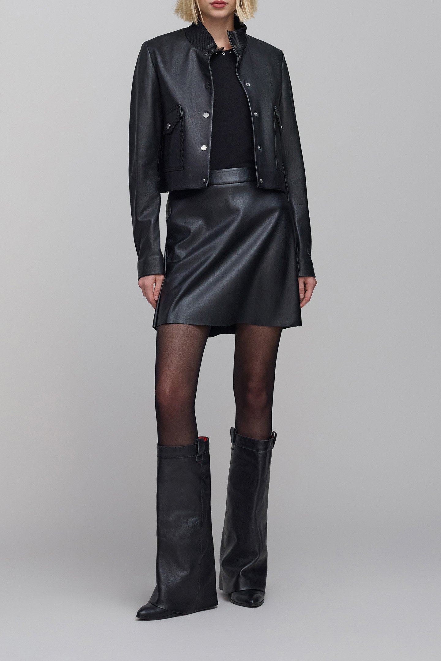 SHORT BLACK ROCK SKIRT 4