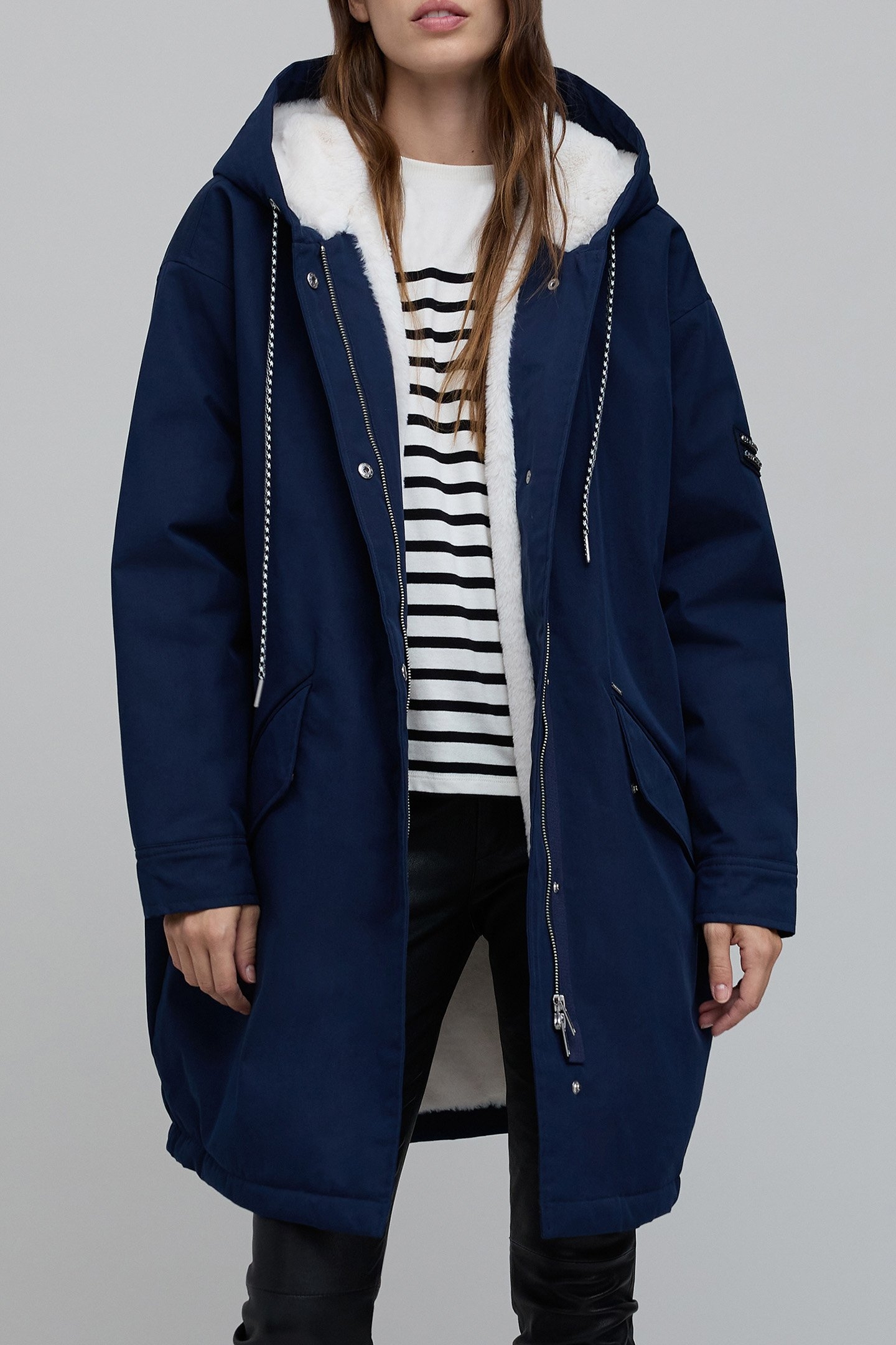 NAVY CHEVRON BADGE FUR PARKA 1