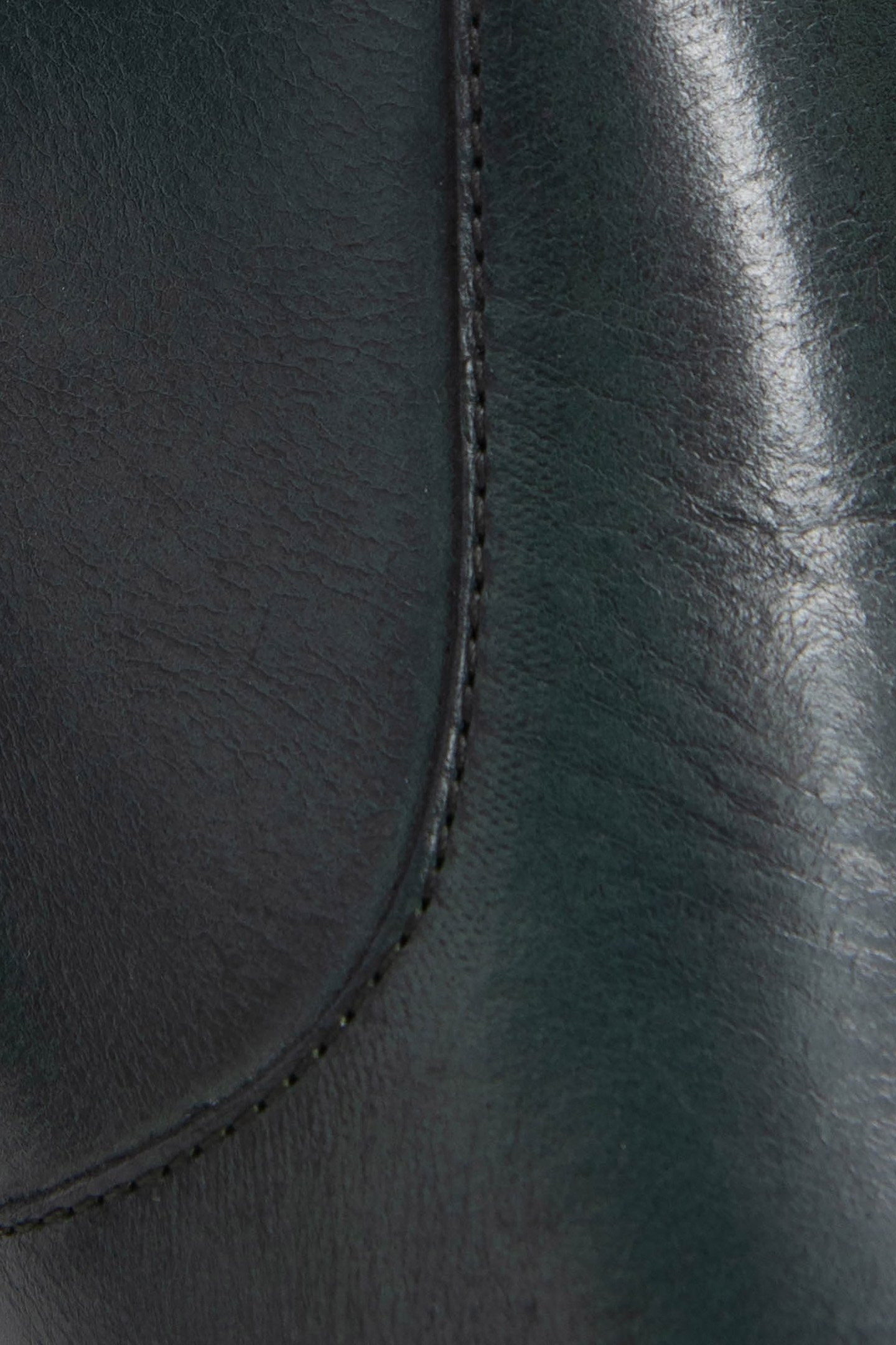 NIGHT GREEN LEATHER BOOTS 7