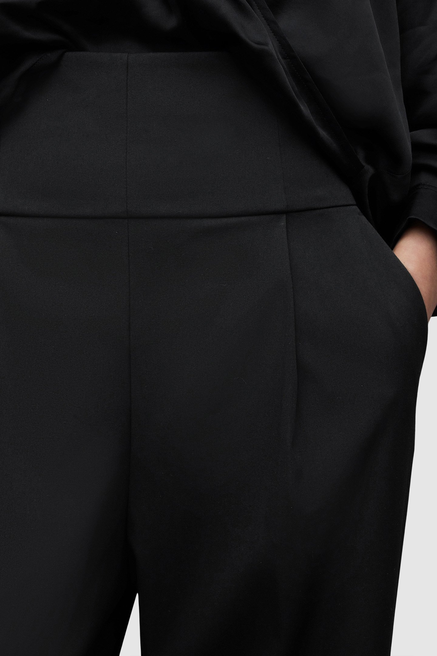 COMET TROUSER BLACK 5