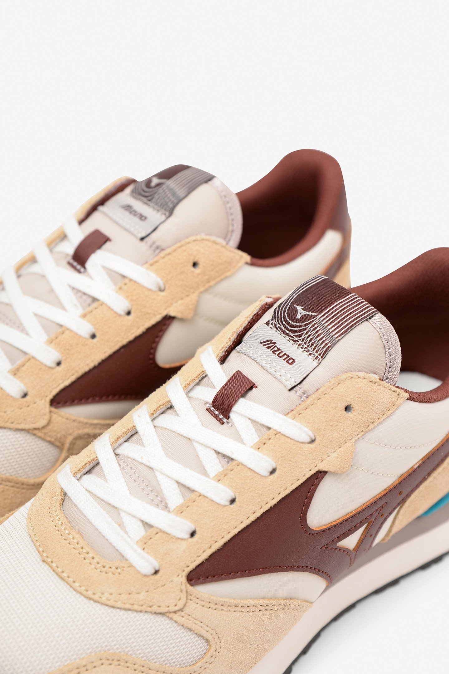 UNISEX SHOE S.L.MIZUNO RB87 SILVER BIRCH/RUM RAISIN/M.DESERT 5