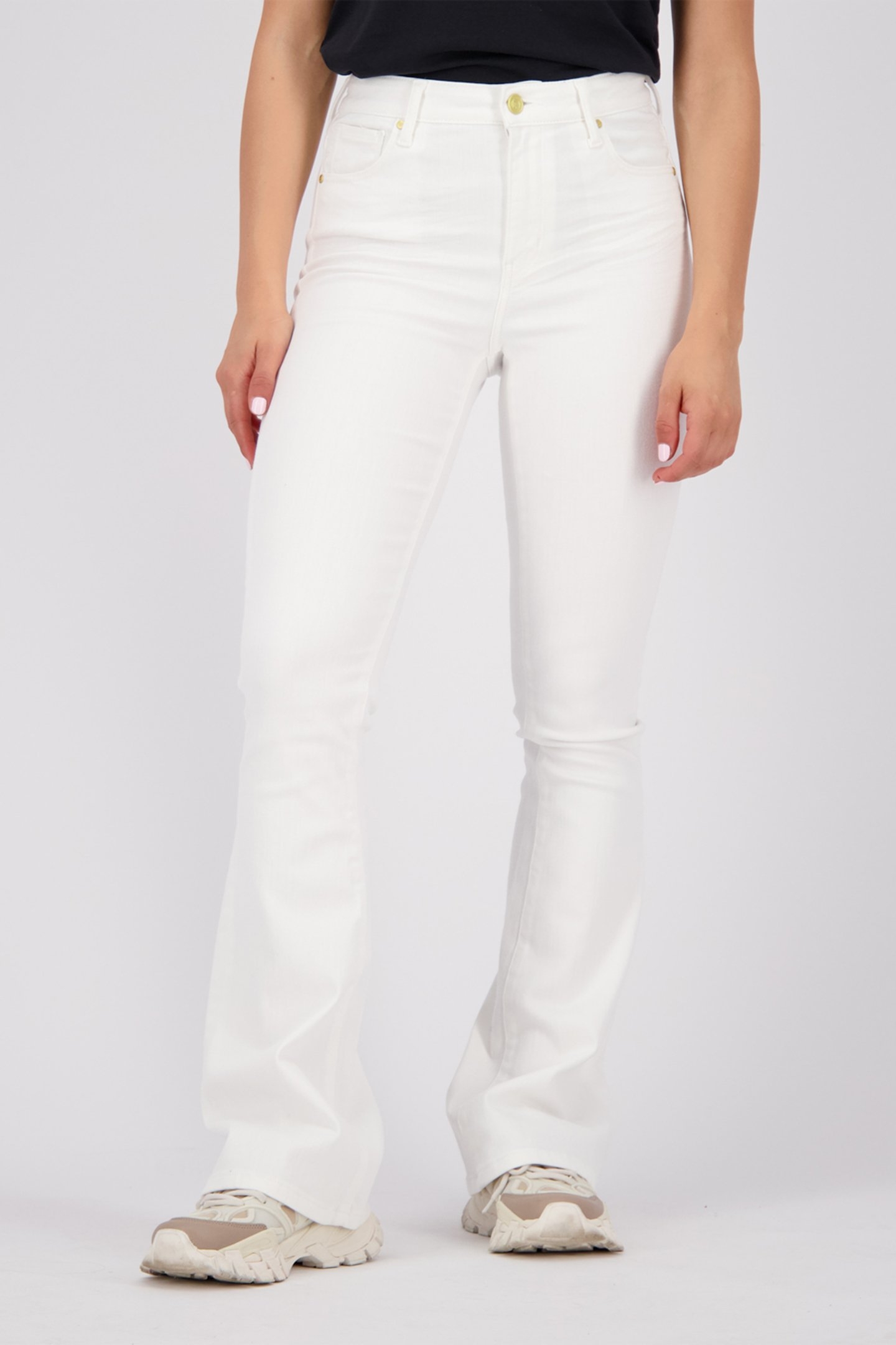 SUNRISE JEANS WHITE 1