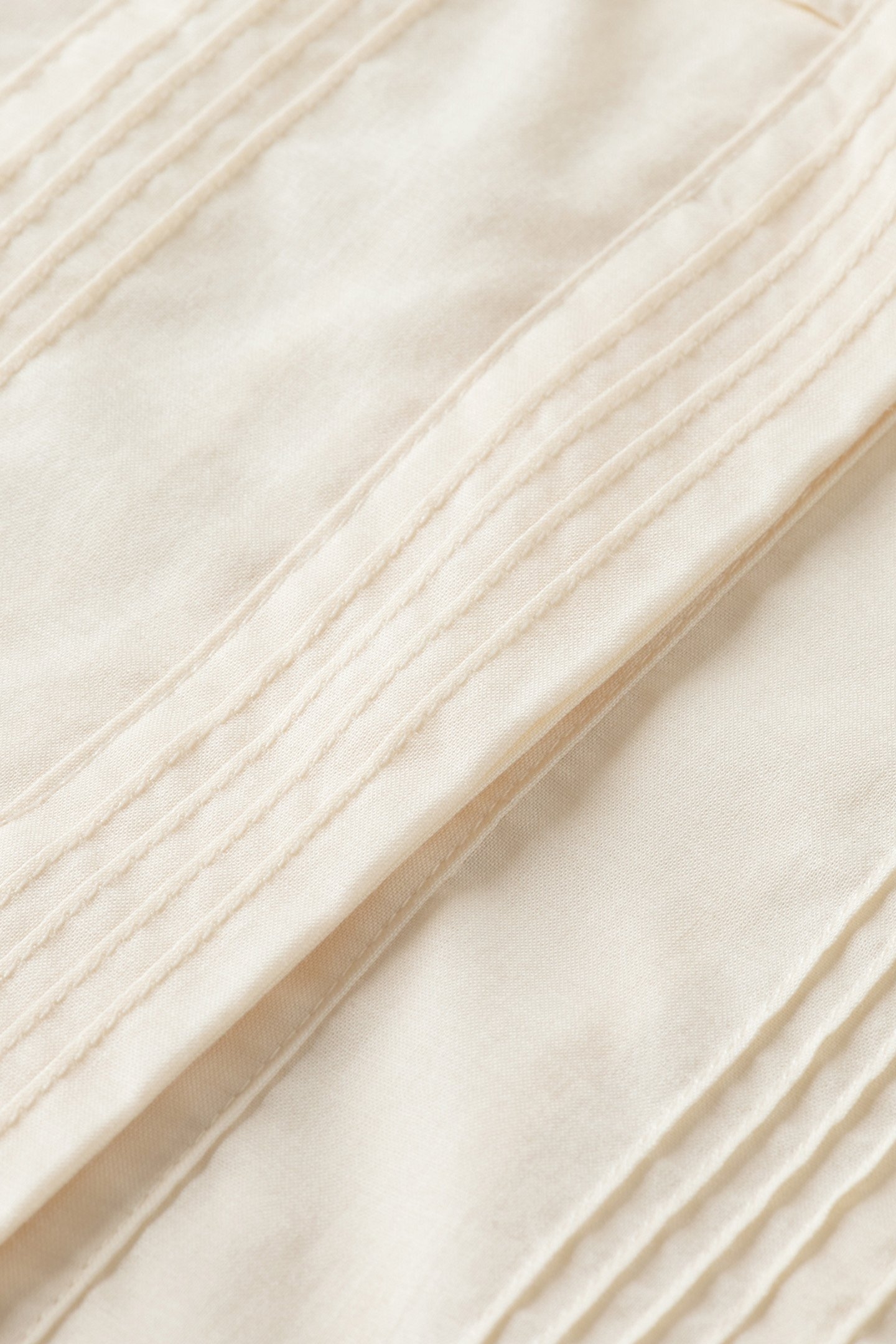 SLEEVELESS RUFFLE SHIRT SOFT ICE 8