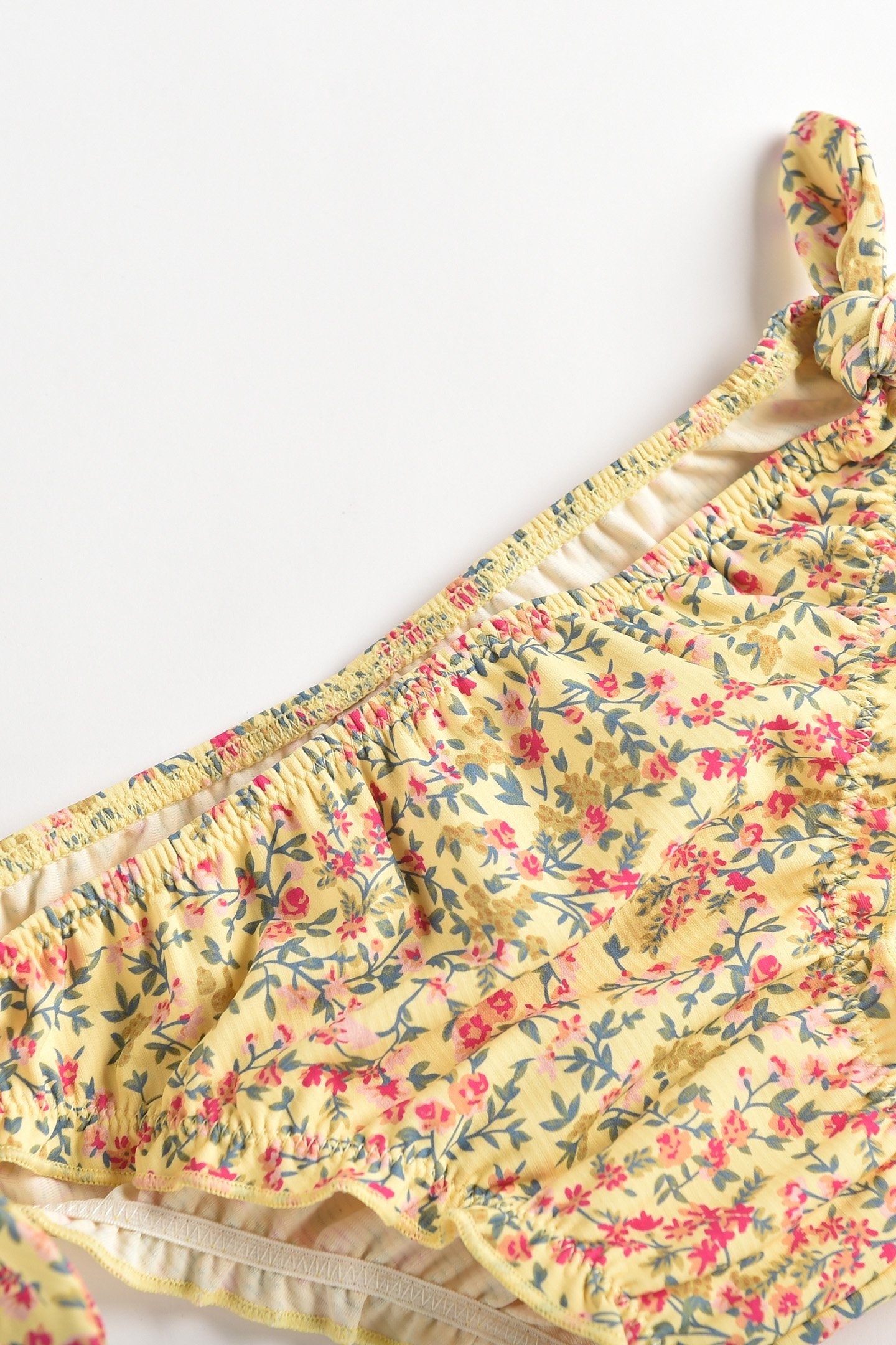 BIKINI ZACATA YELLOW SPRING FLOWER 8