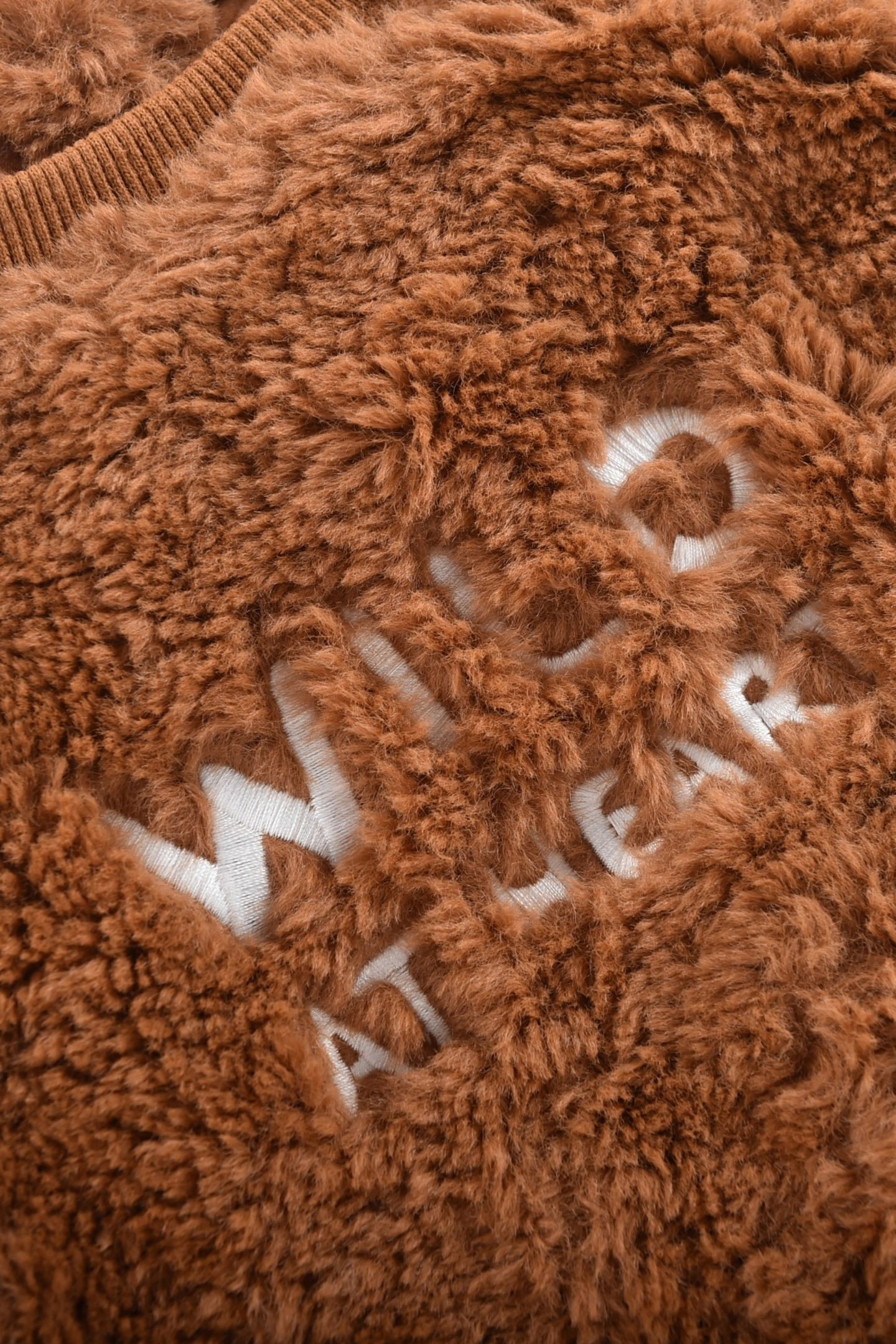 SWEATSHIRT LEON NUTS 6