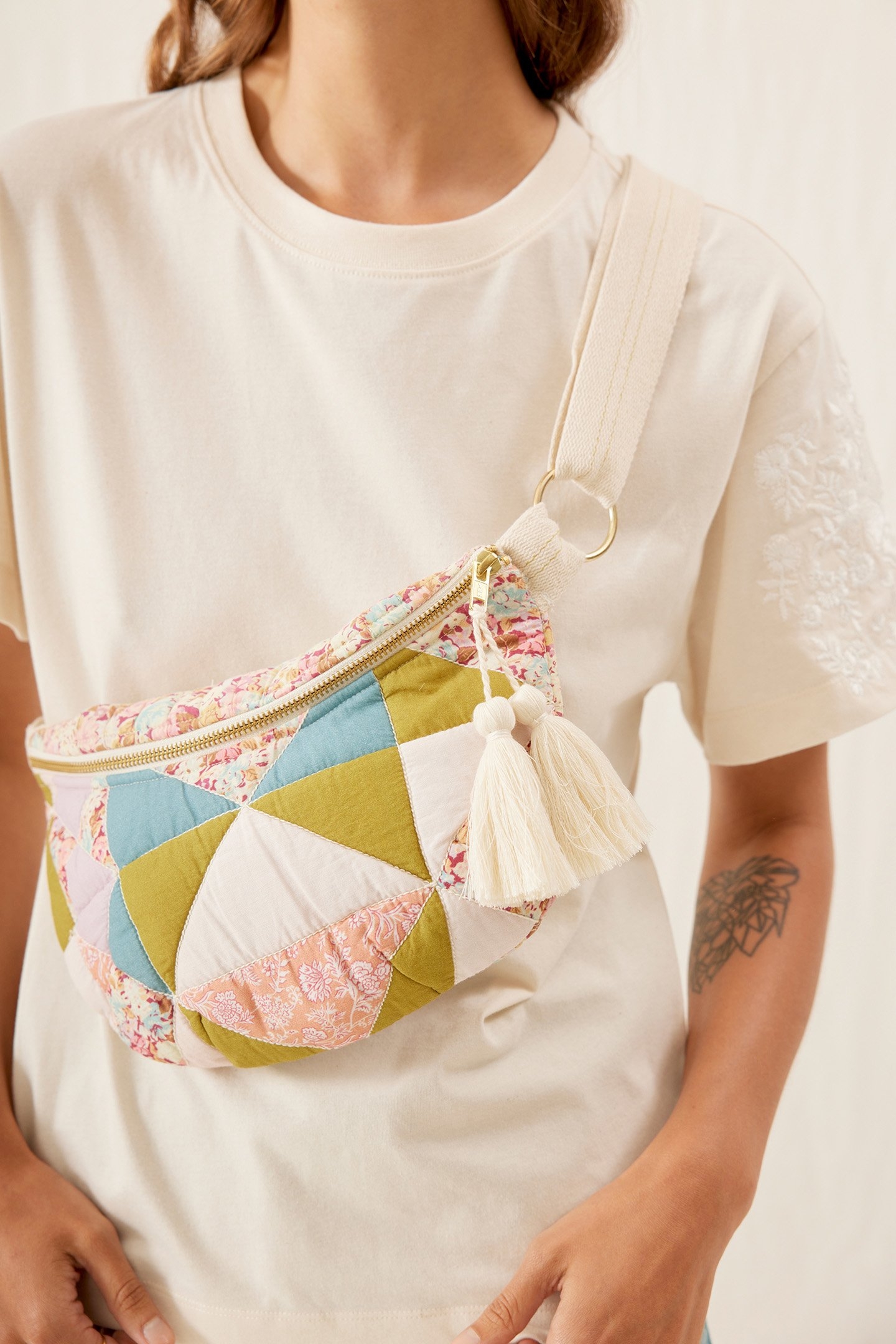 WAIST BAG GABY PATCH SWEET PASTEL 3