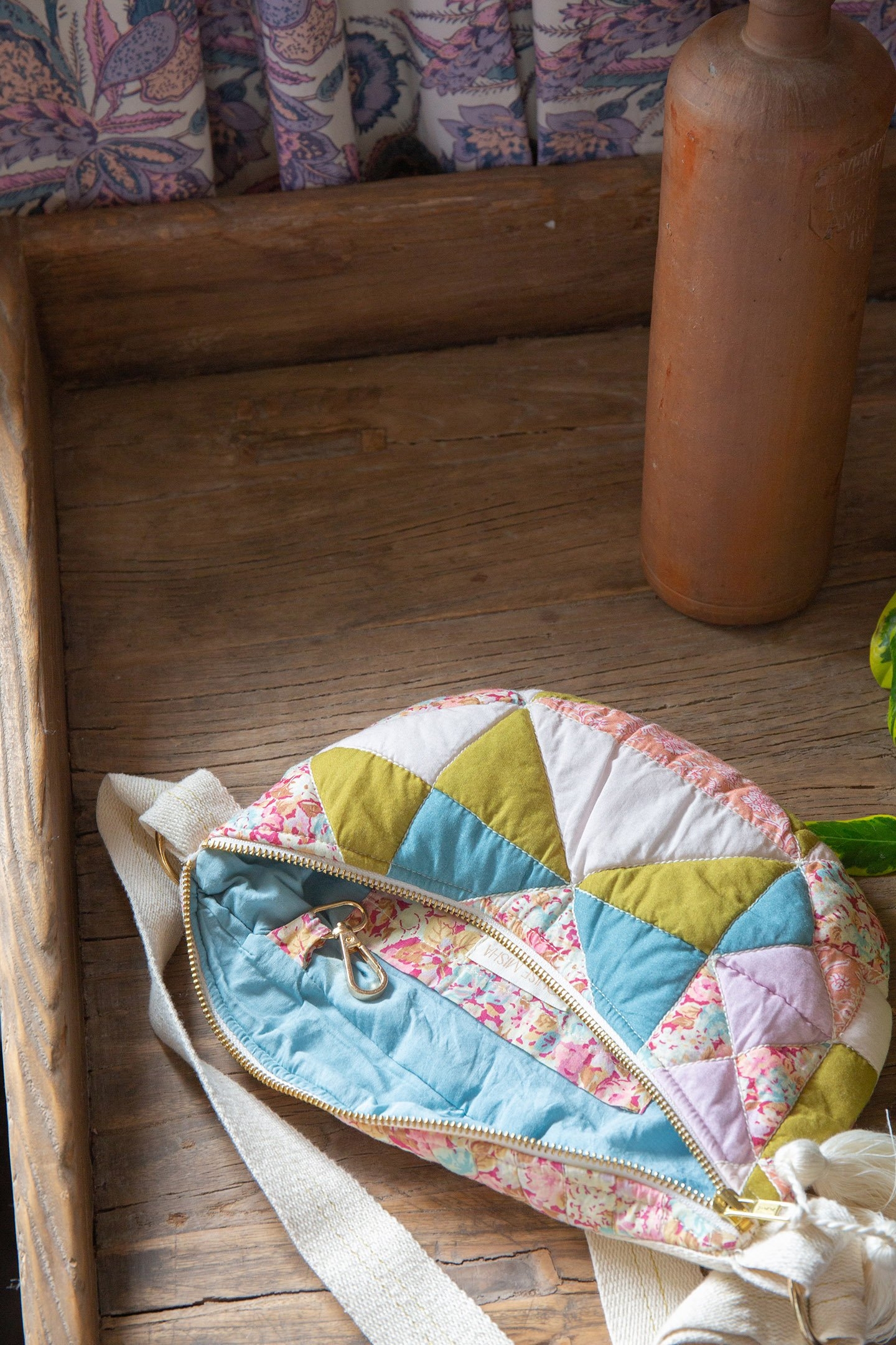 WAIST BAG GABY PATCH SWEET PASTEL 4