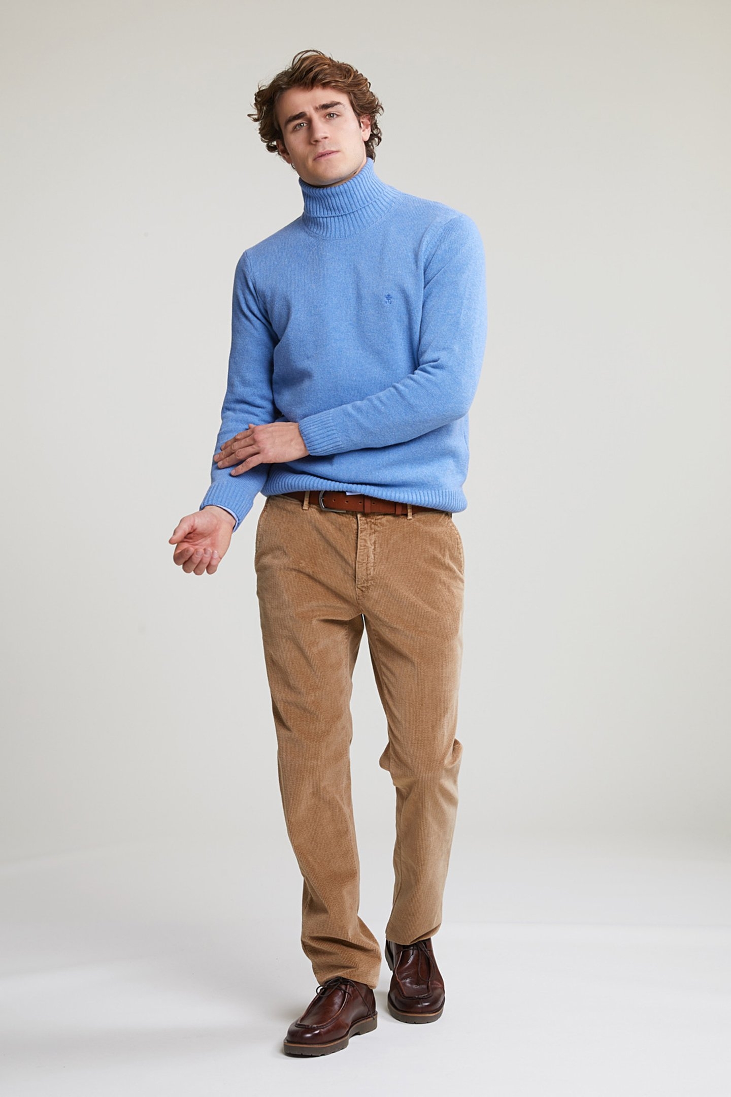 LOOSE FIT WOOL-CASHMERE ROLL NECK SWEATER SKY MIX 3