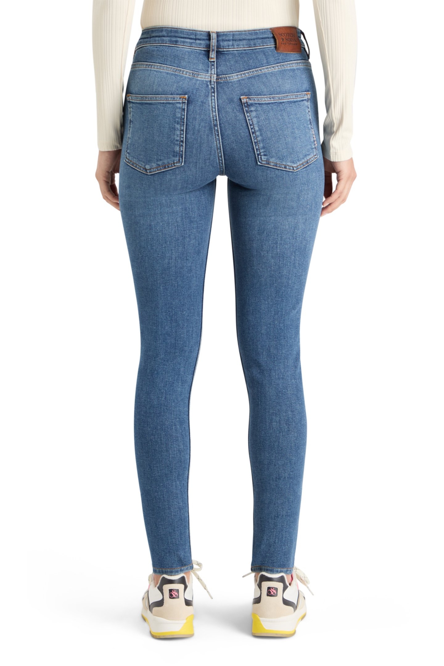 ESSENTIALS HAUT SKINNY JEANS — FRESH DRAFT 2