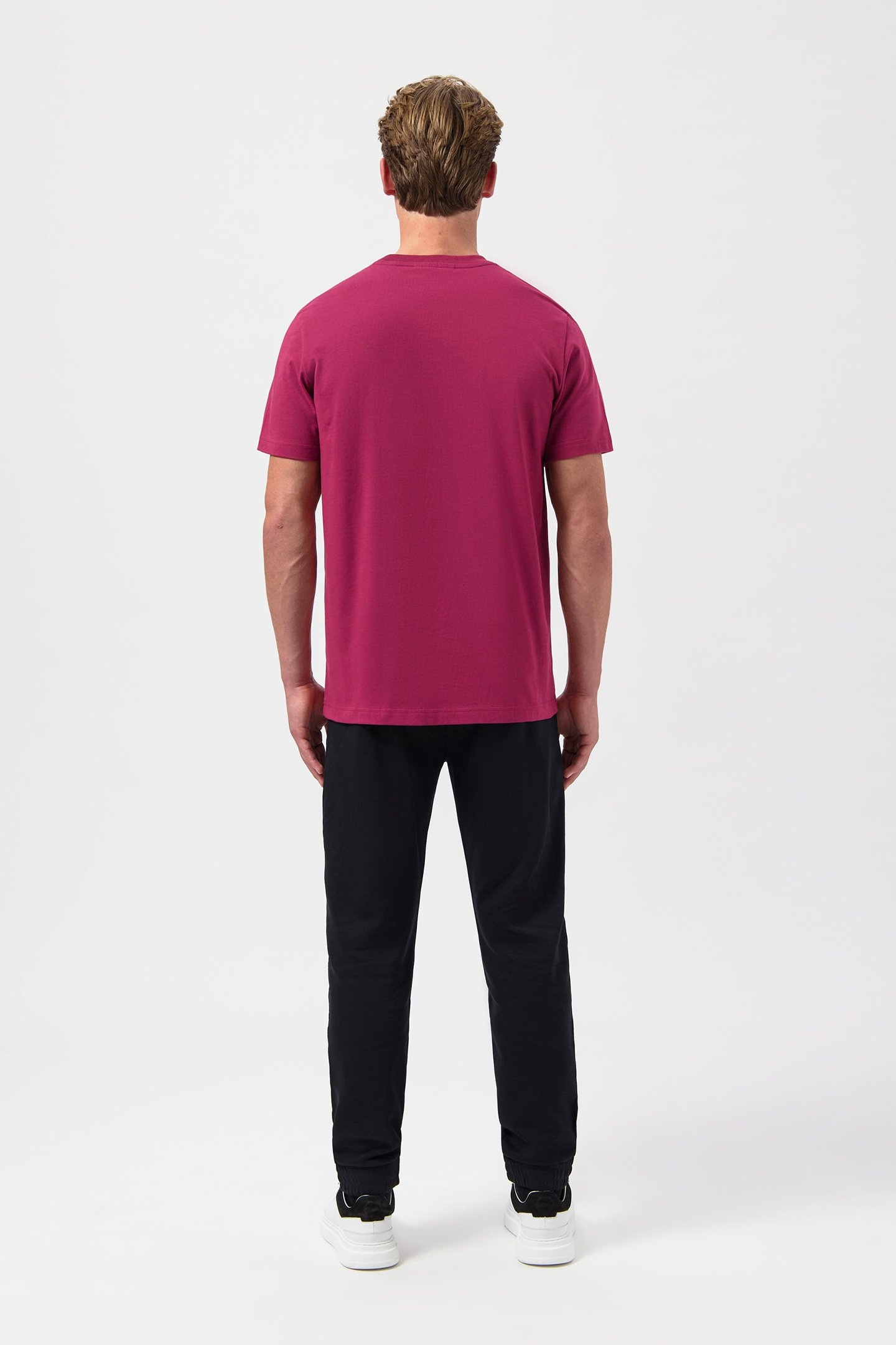 BALR. MONOGRAM EMBRO REGULAR FIT T-SHIRT TIBETIAN RED 2
