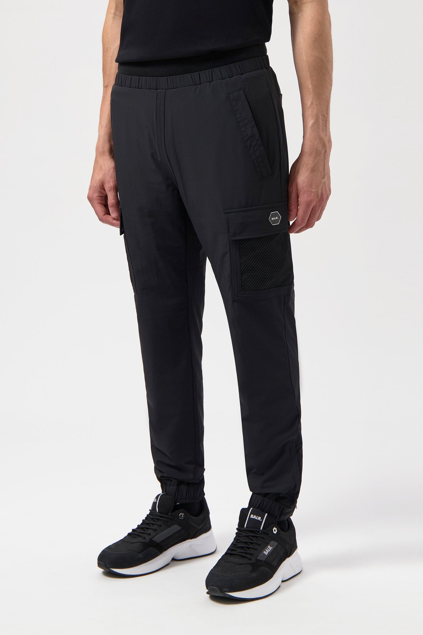 HEXLINE REGULAR FIT TRACK PANTS JET BLACK 4