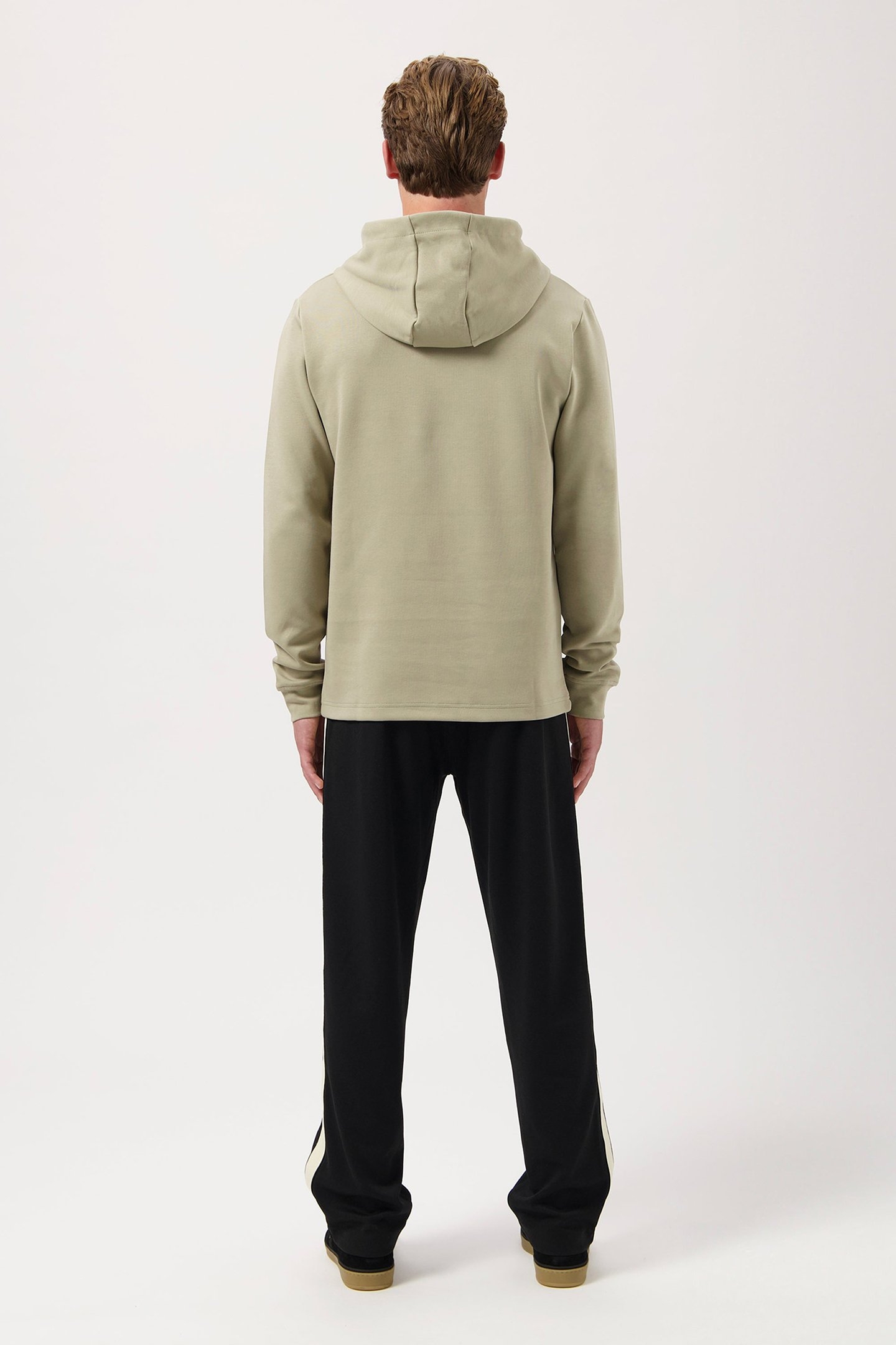Q-SERIES REGULAR FIT HOODIE SENECA GREY 3