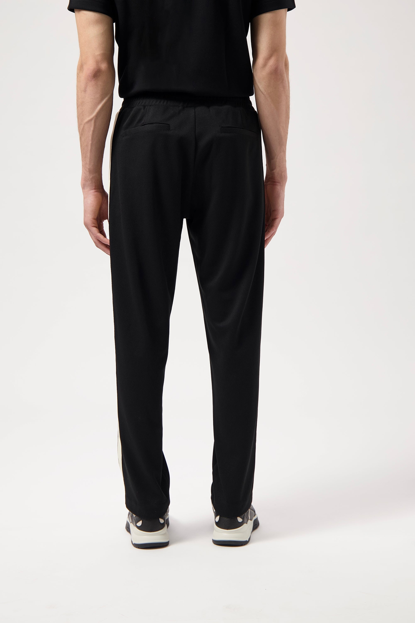TAPE STRAIGHT TRACK PANTS JET BLACK 2