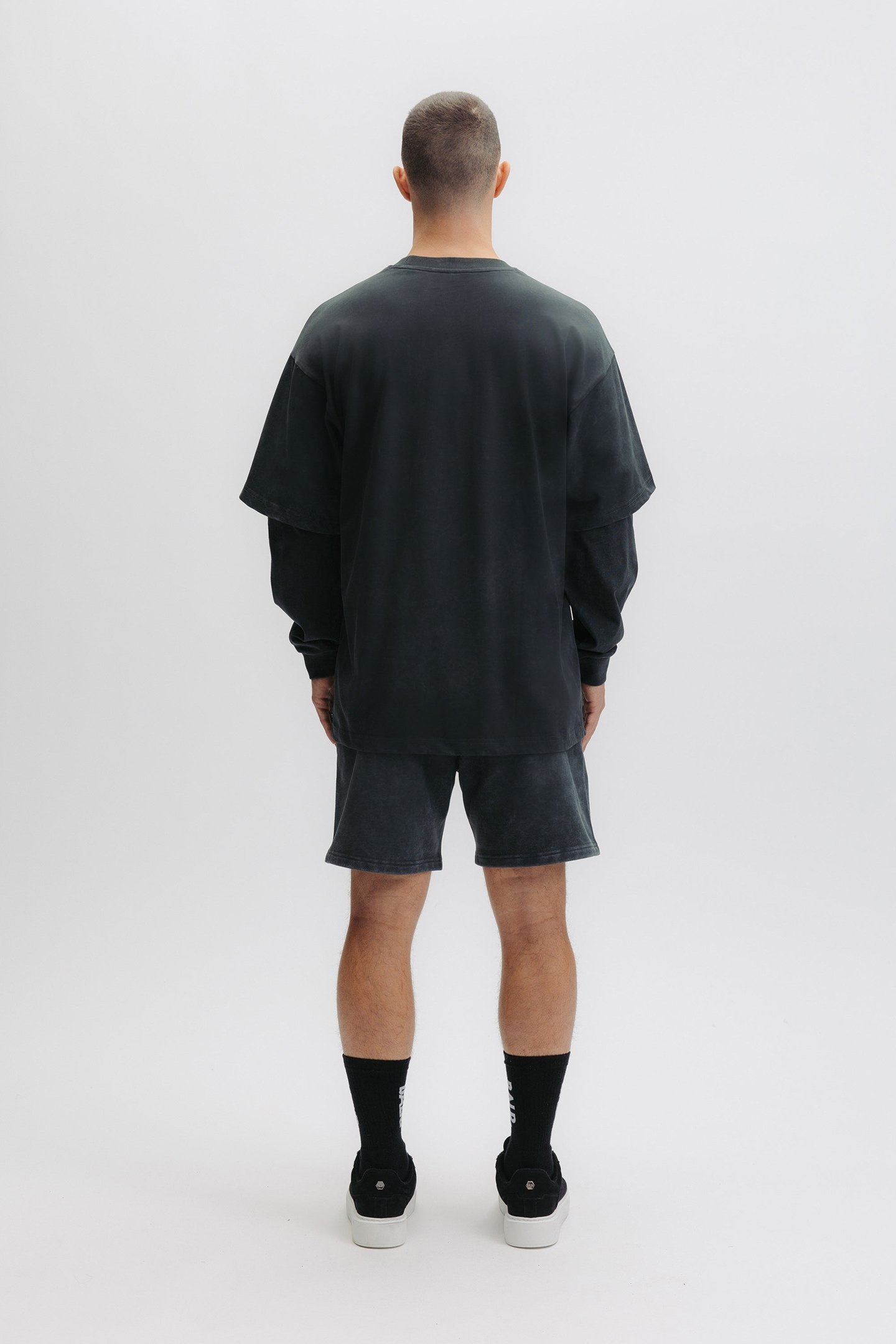 URBAN WASHED LONGSLEEVE VOLCANIC GREY 2