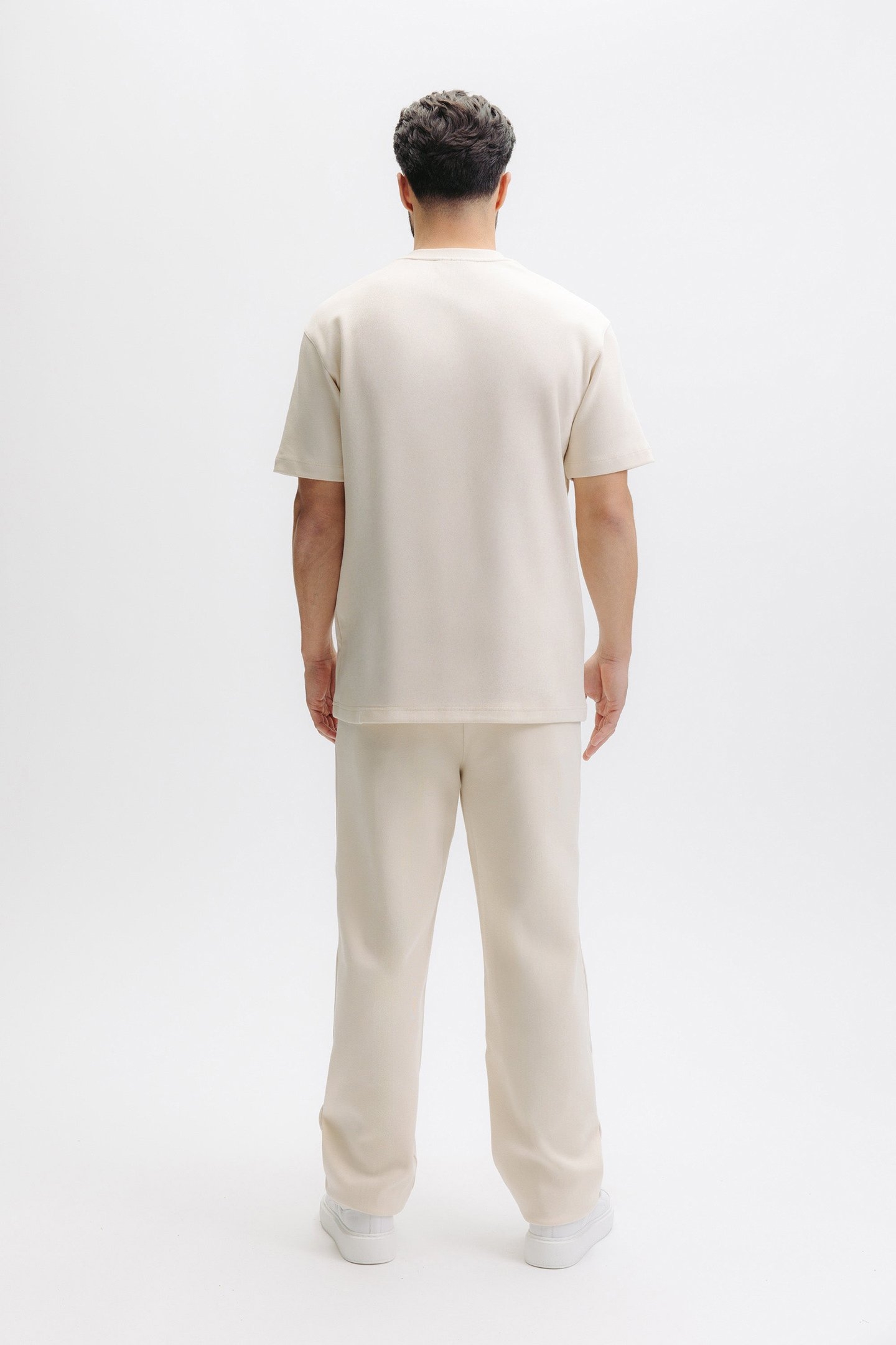 Q SERIES T-SHIRT WHITE SWAN 2