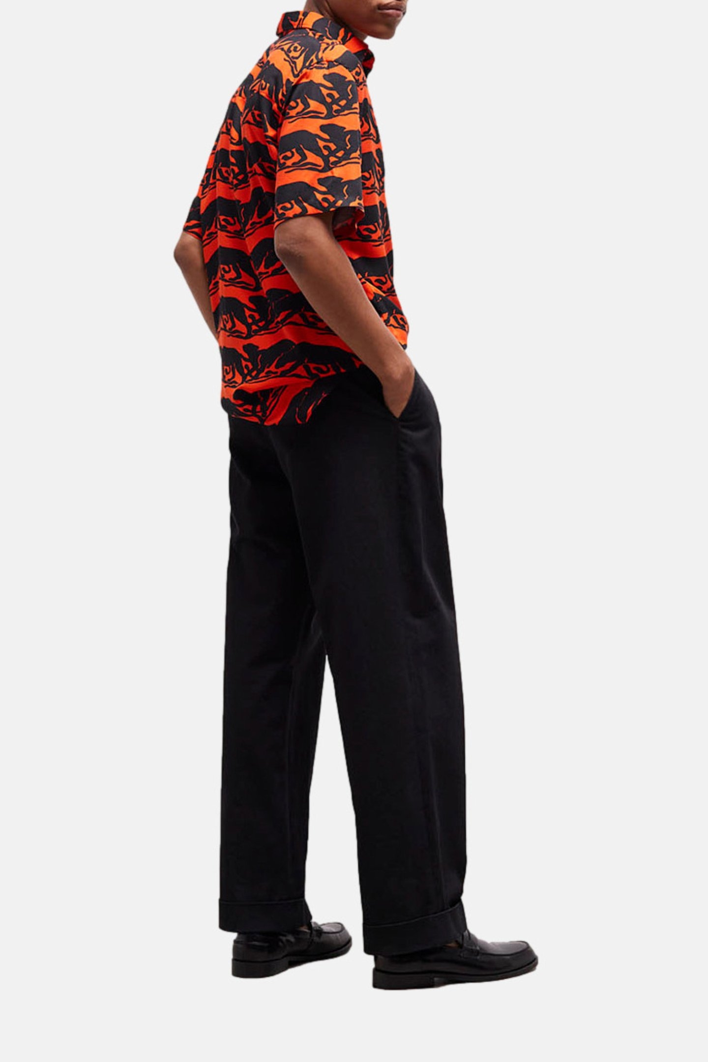 PRINTED SHORT-SLEEVED SHIRT WITH CLASSIC COLLAR BLACK-RED 4
