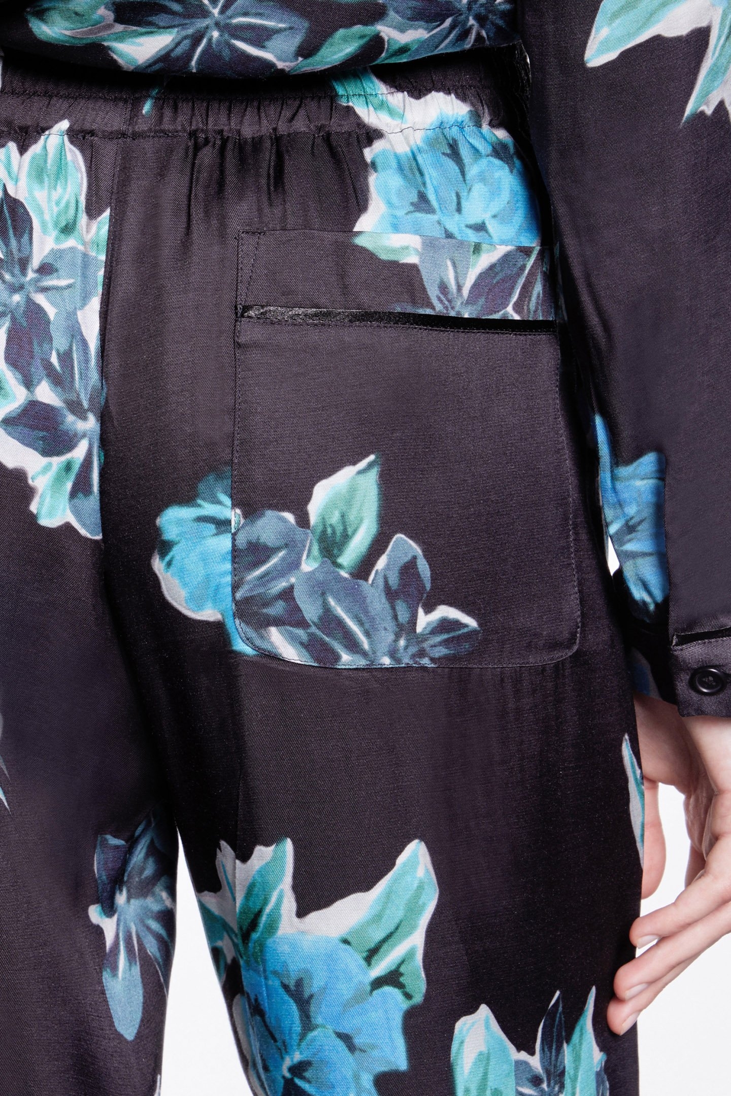 ELASTIC WAIST PAJAMA-STYLE PANTS BLACK BLUE 6