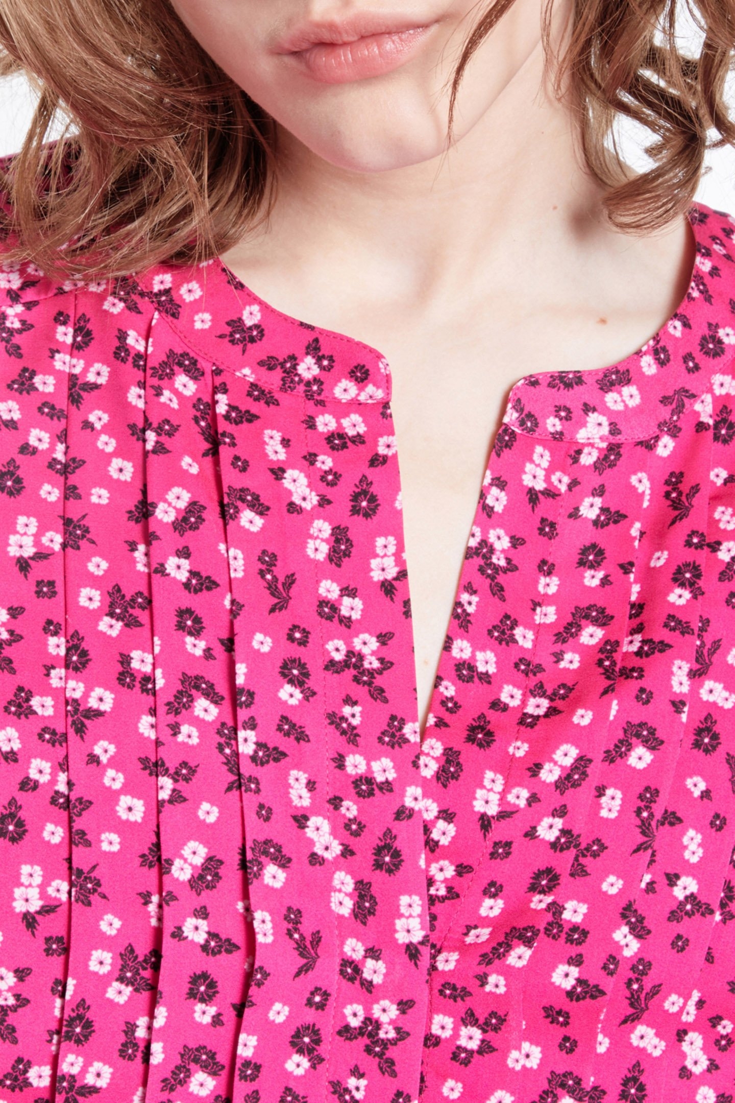 LONG SLEEVE TOP WITH PLEATED DETAIL PINK BLACK 6