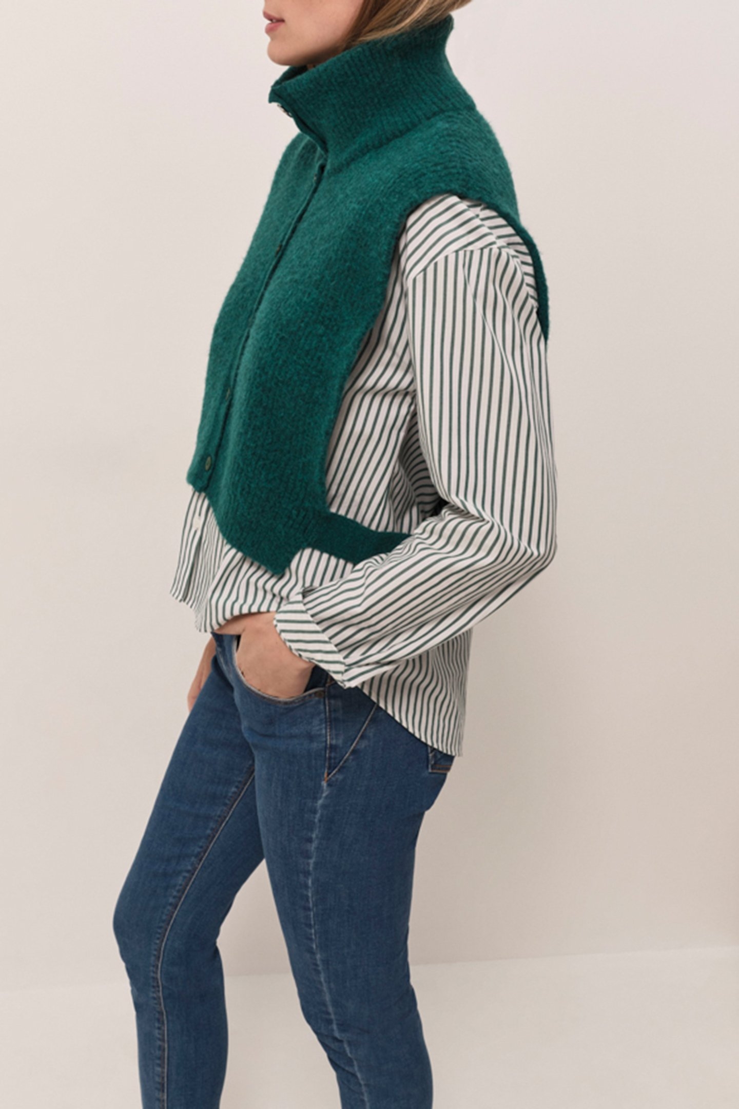 ANGIE - EVERGREEN KNIT TRUCKER COLLAR 4