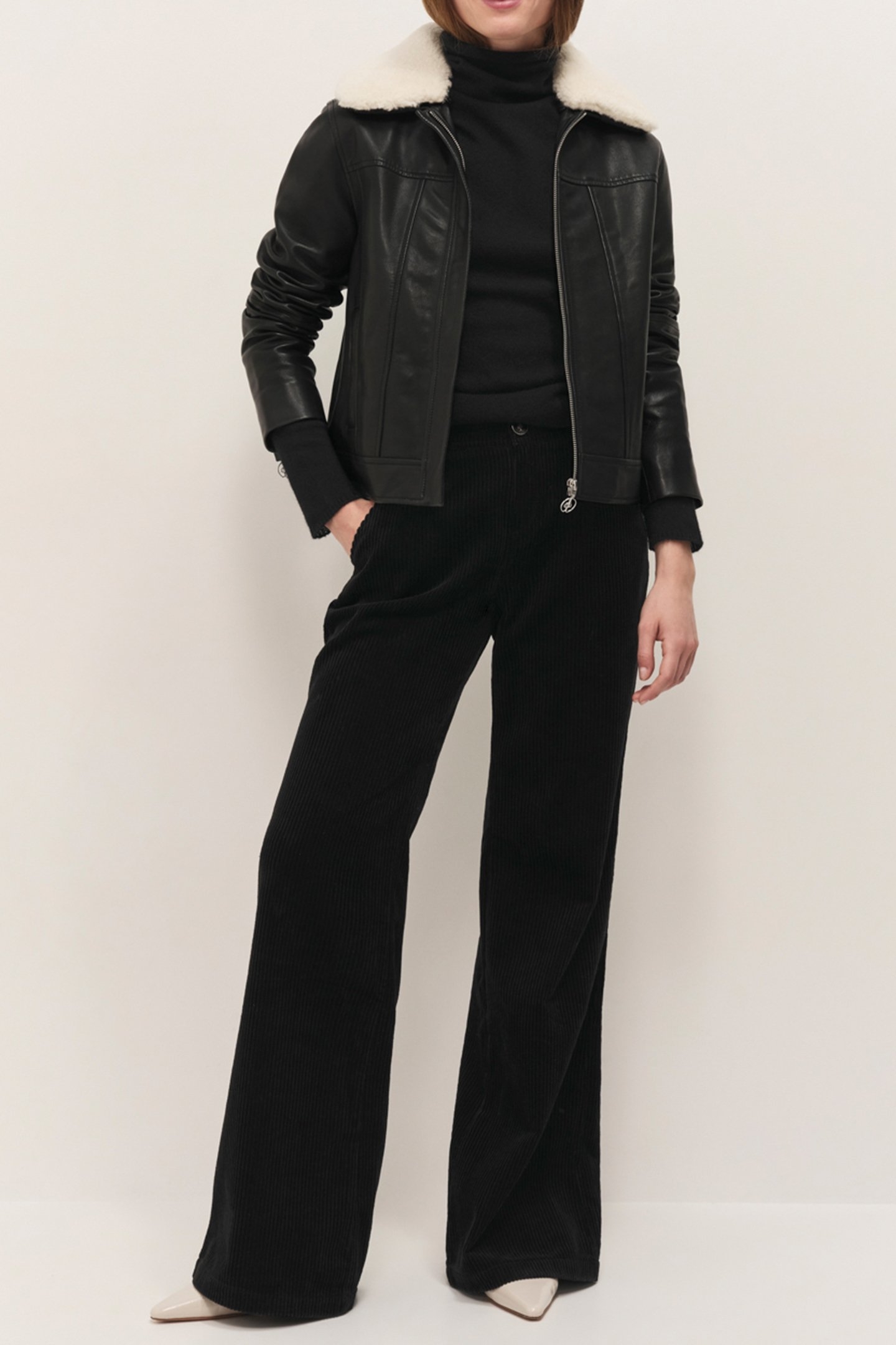 POETE - HIGH-WAISTED BLACK CORDUROY STRAIGHT-LEG PANTS 1