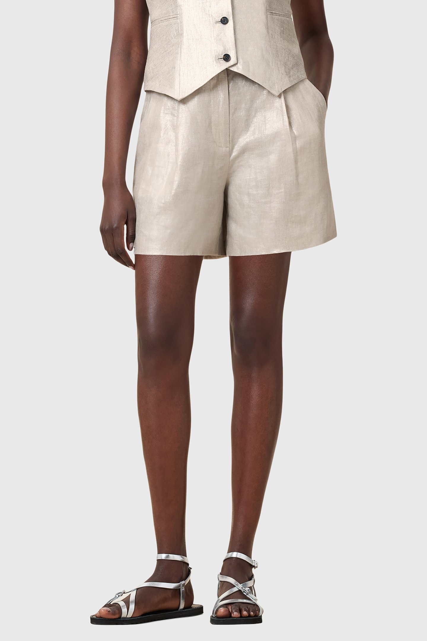 AVERIE SHORT SILVER GREY 1