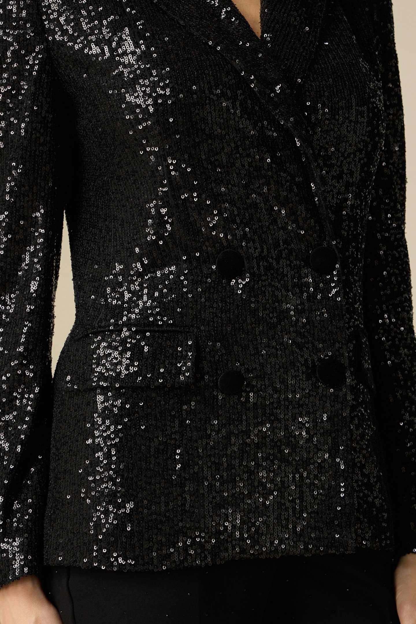 DOUBLE-BREASTED SEQUIN BLAZER BLACK 4