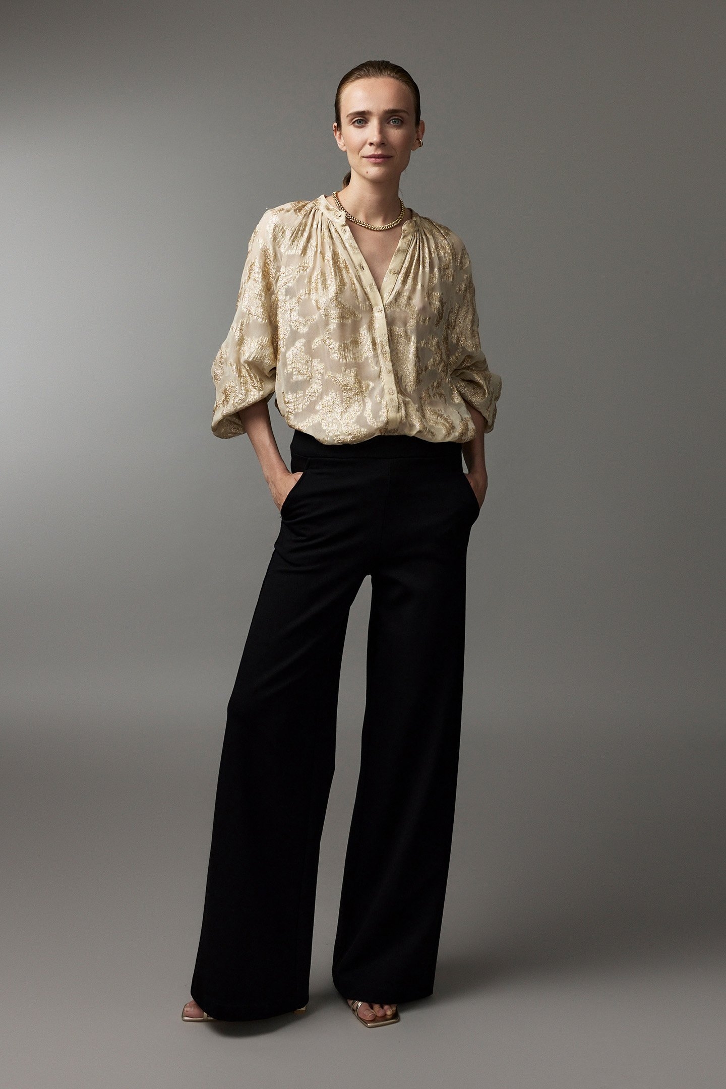 LOES BLOUSE OATMEAL 2