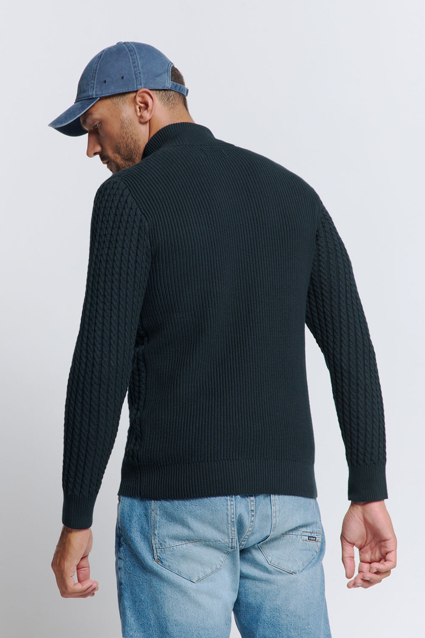 PULLOVER HALF ZIPPER AND BUTTON SOLID JACQUARD NIGHT 2