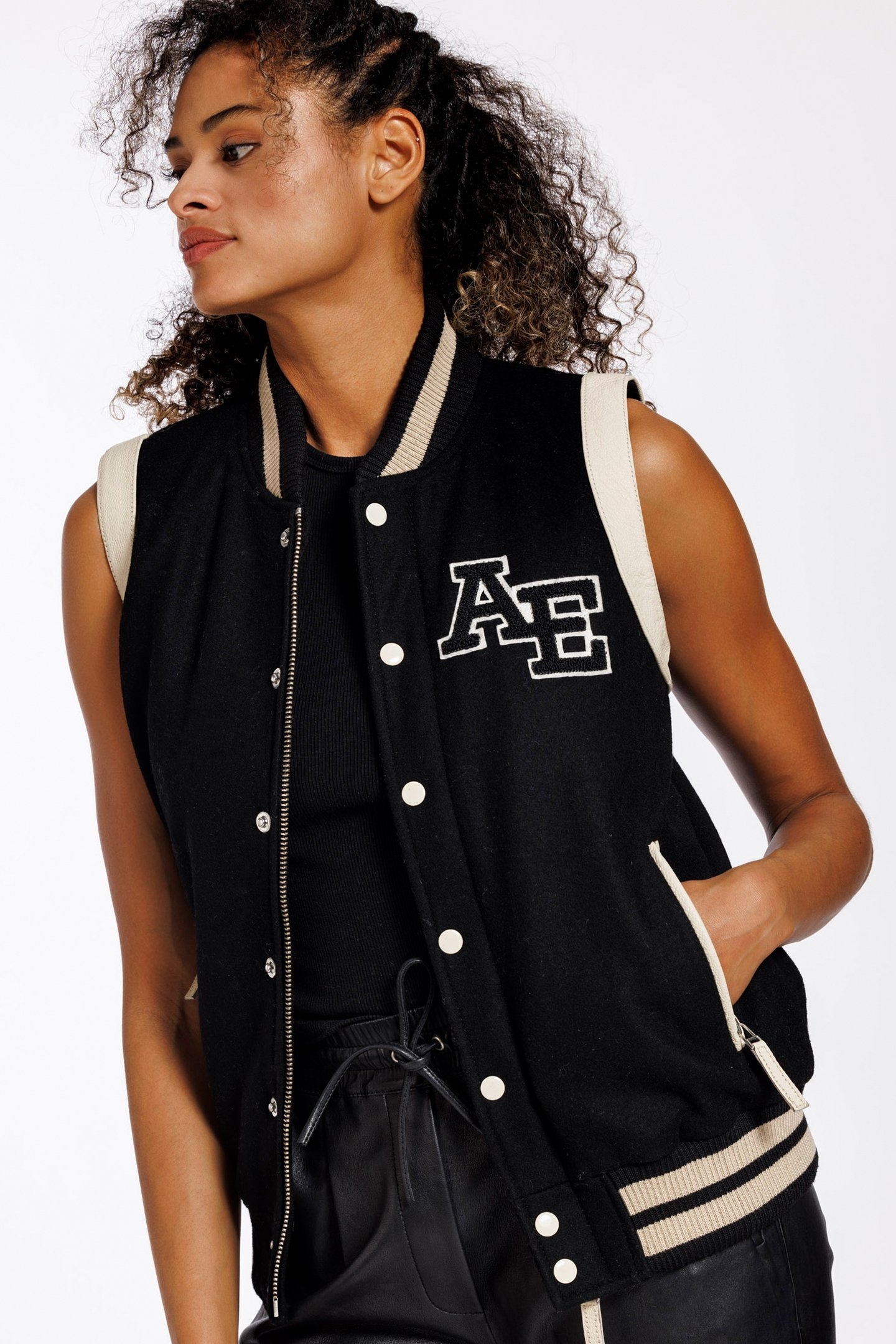 FENNA JACKET BLACK 4