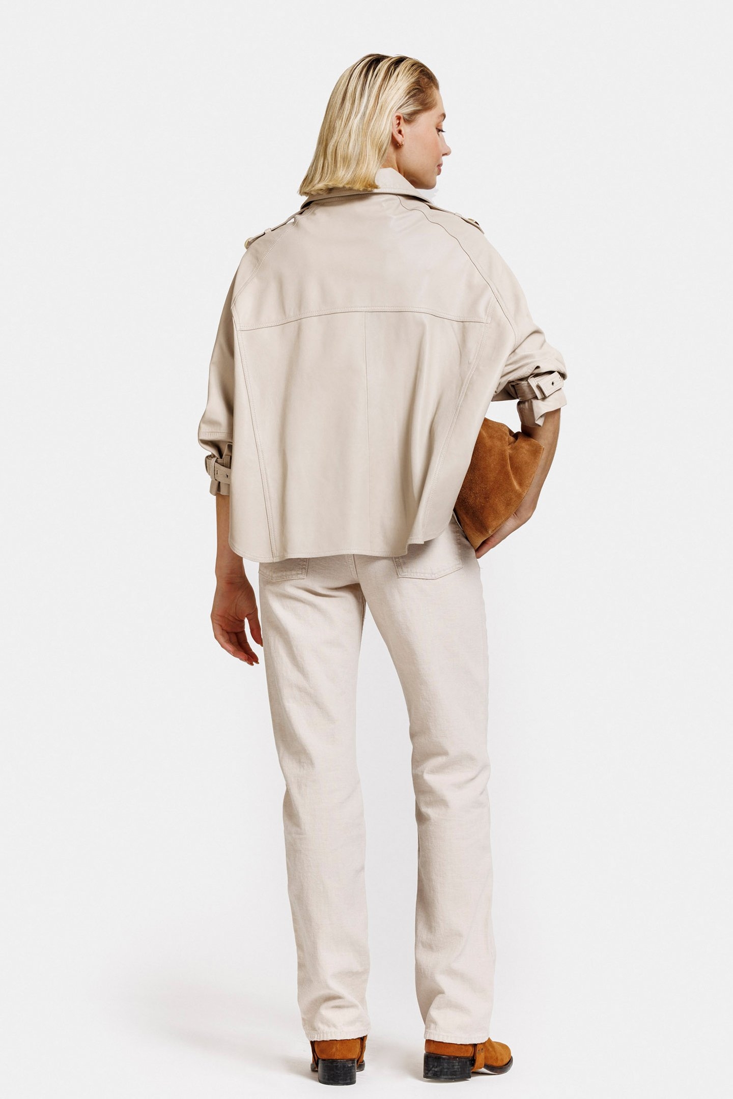 BIBI BLOUSE ALMOND 3