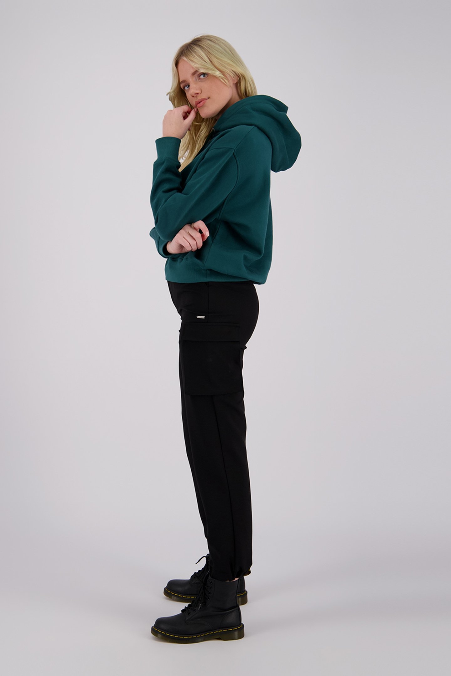 NADINE SWEATERS SACRAMENTO 5