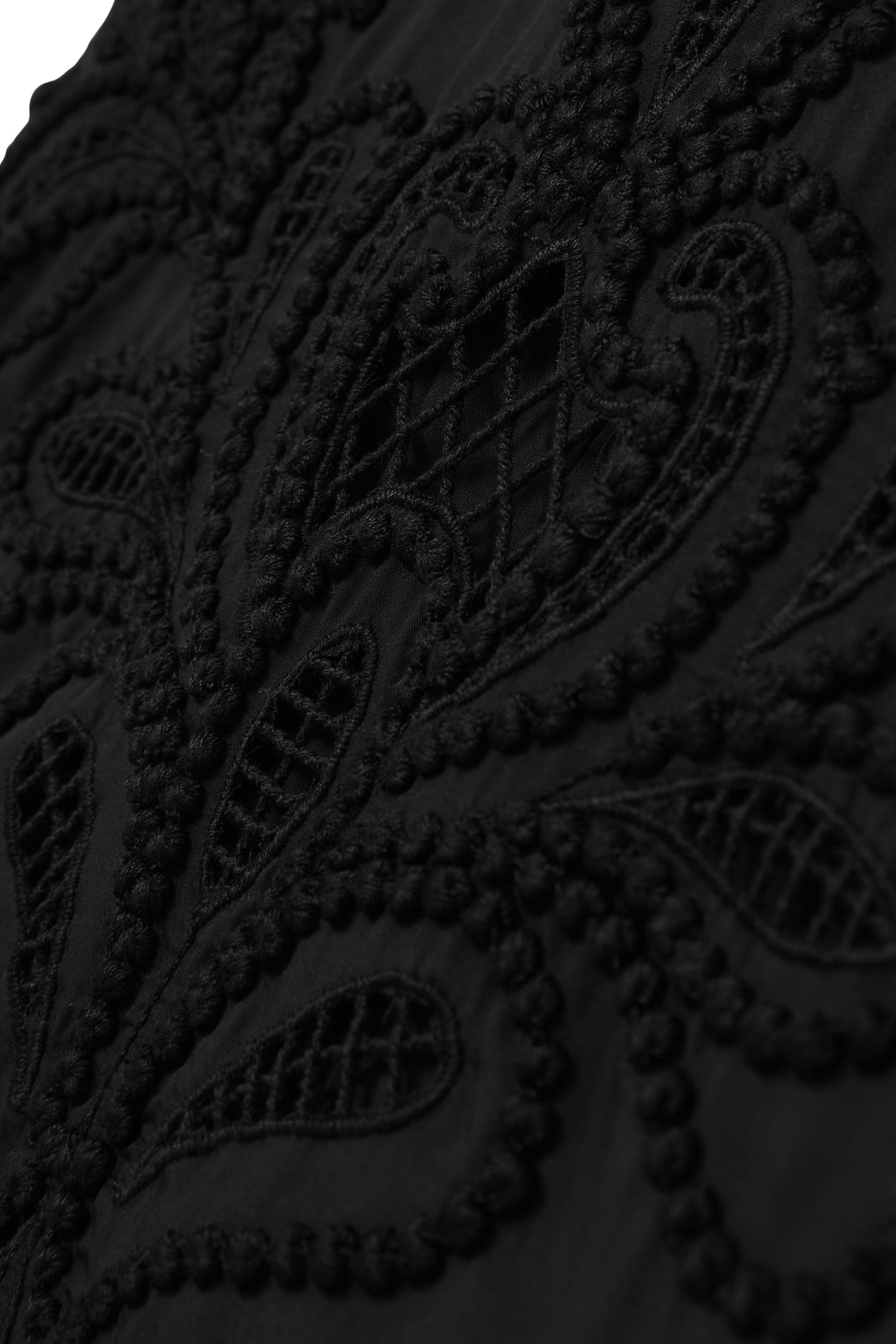 FLORAL CUT OUT TOP BLACK 6