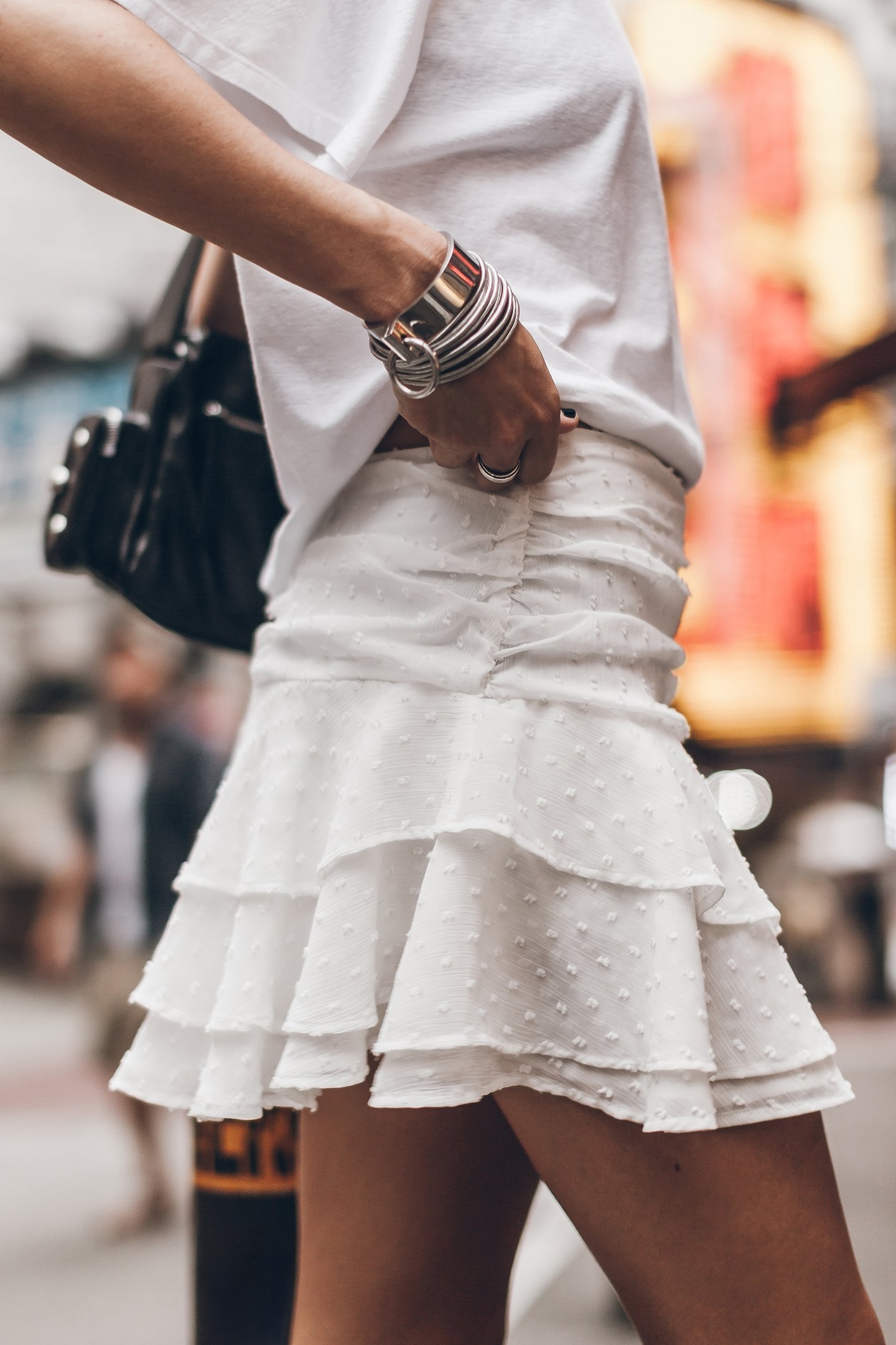 THE WHITE RUFFLE SKORT 2