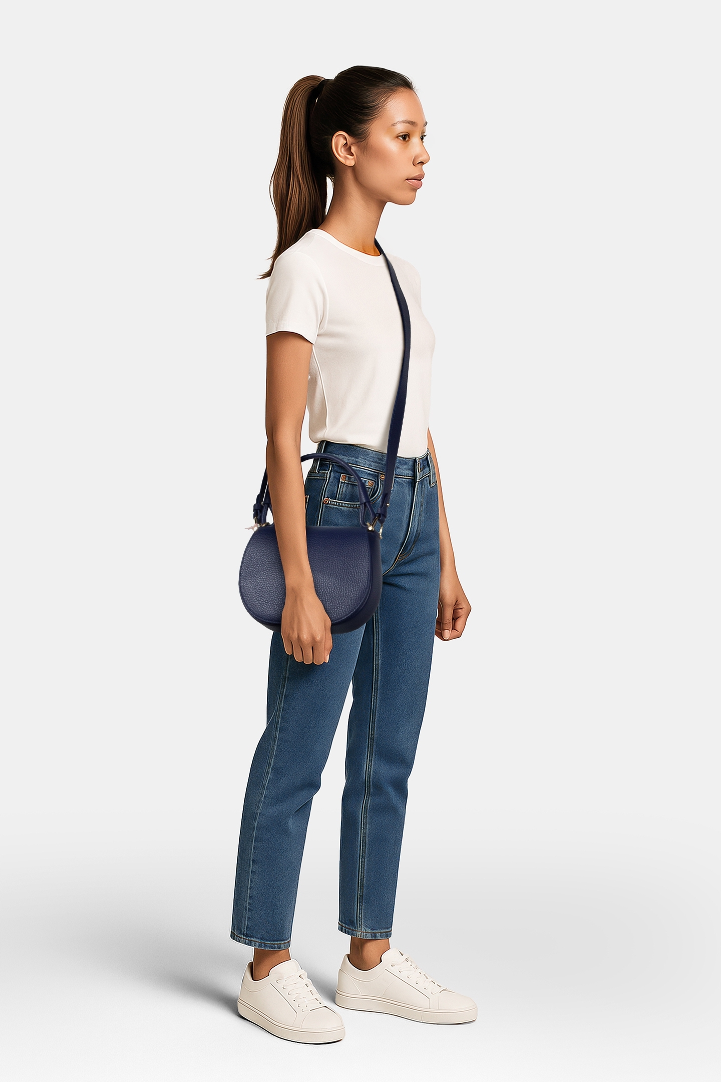 MINI CROSS BODY IN GRAINED LEATHER 2